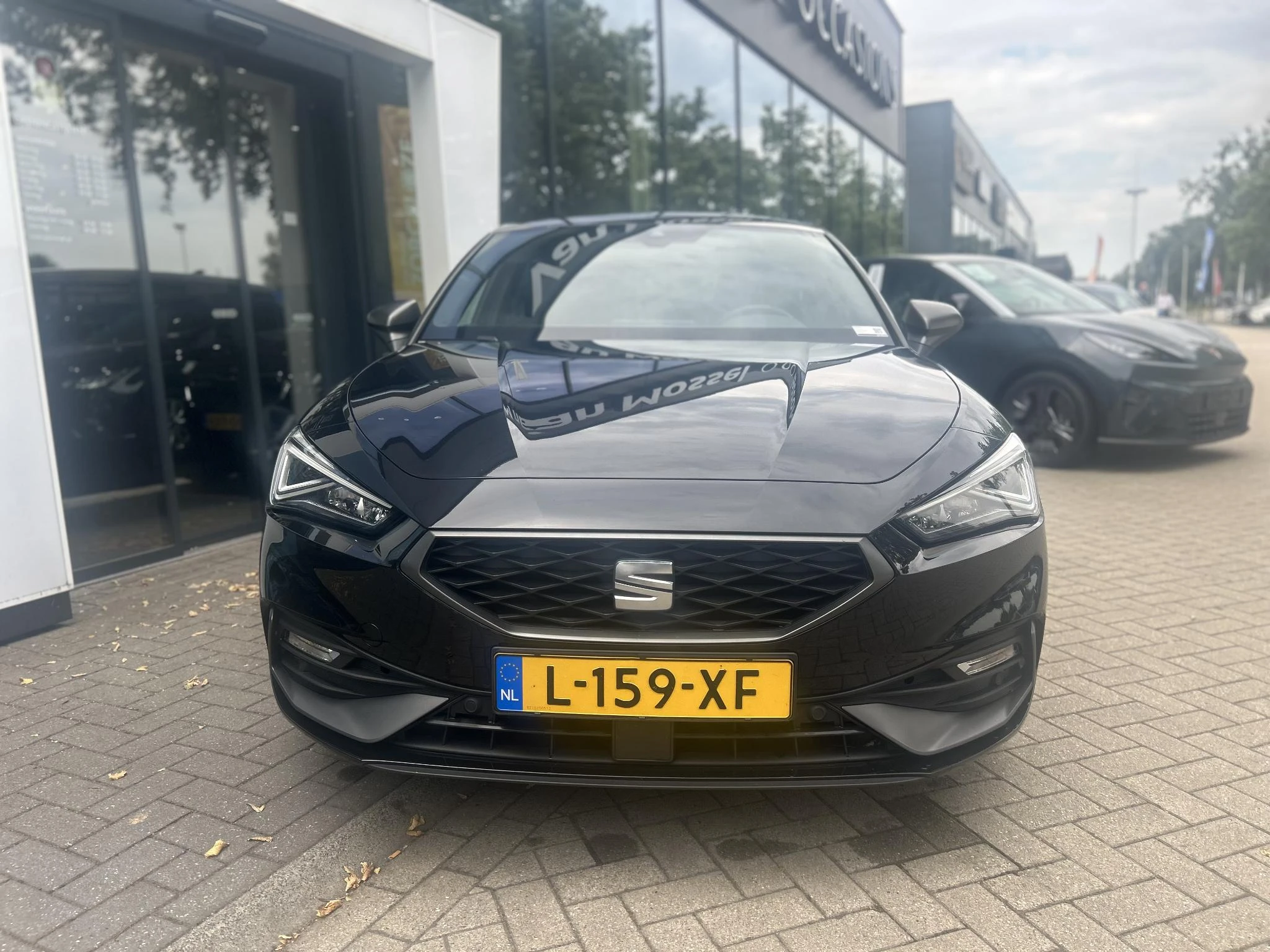 SEAT-Leon-image-1