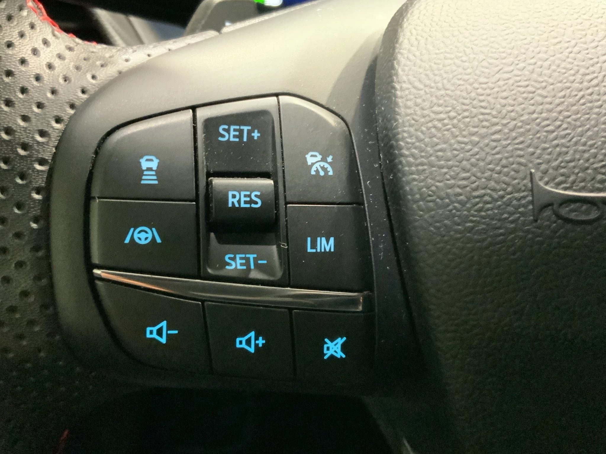 Ford Puma ST-Line X 1.0 EcoBoost MHEV Aut. | ACC | AHK | E-HK | Pano