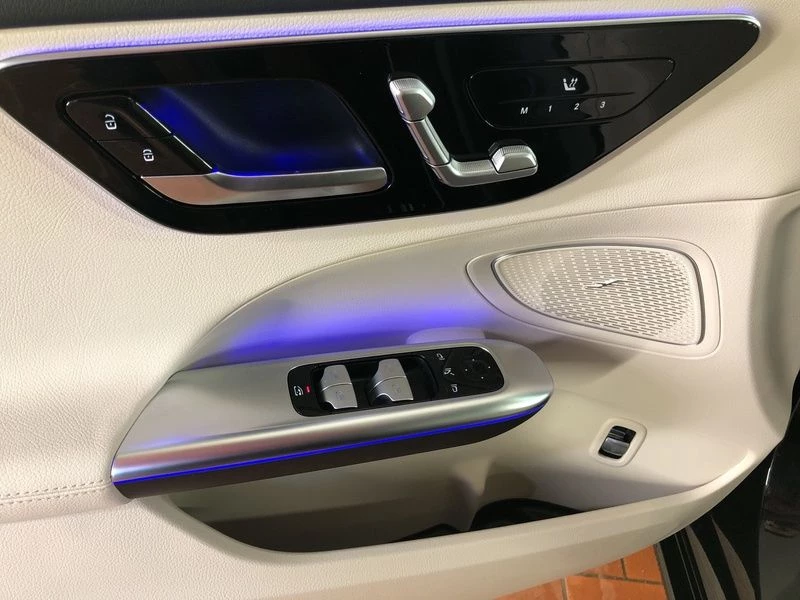 Mercedes-Benz C-Klasse 200 d AVANTGARDE DISTRON AHK 360° MEMORY SOUND AVANTGARDE