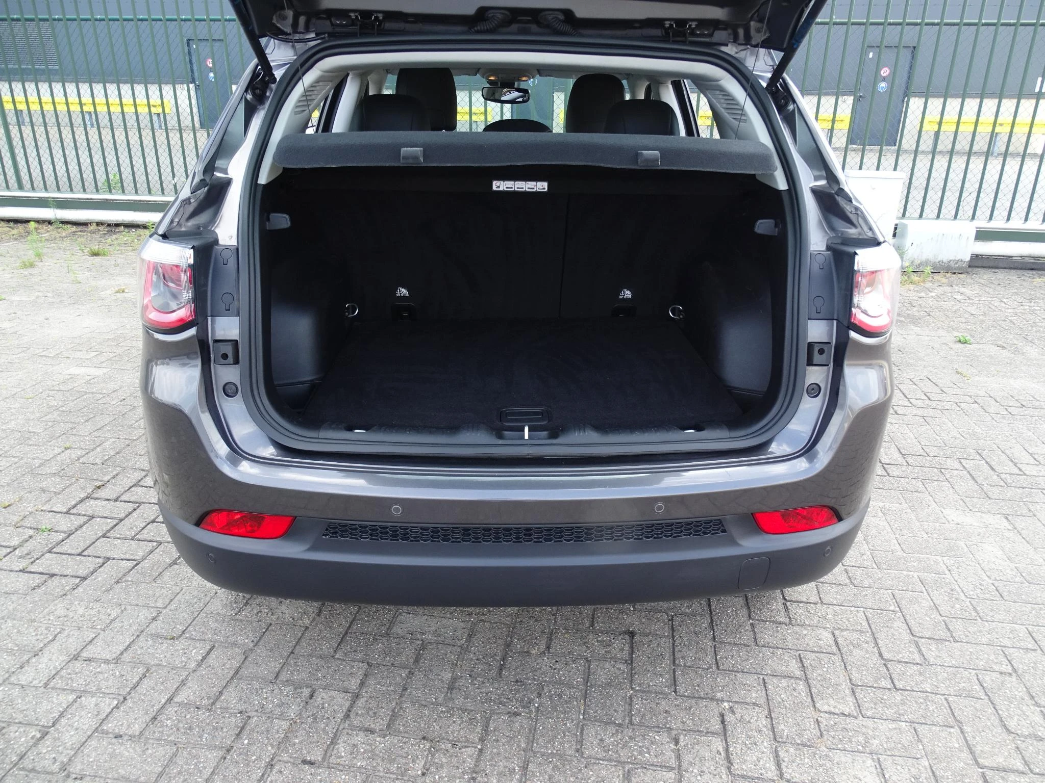 Jeep-Compass-image-16