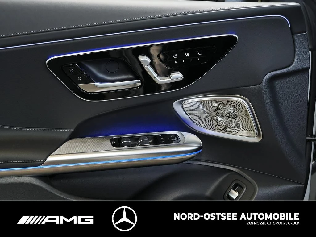Mercedes-Benz CLE 300 4M Cabrio AMG NIGHT HUD AIRSCARF DISTR. AMG Line