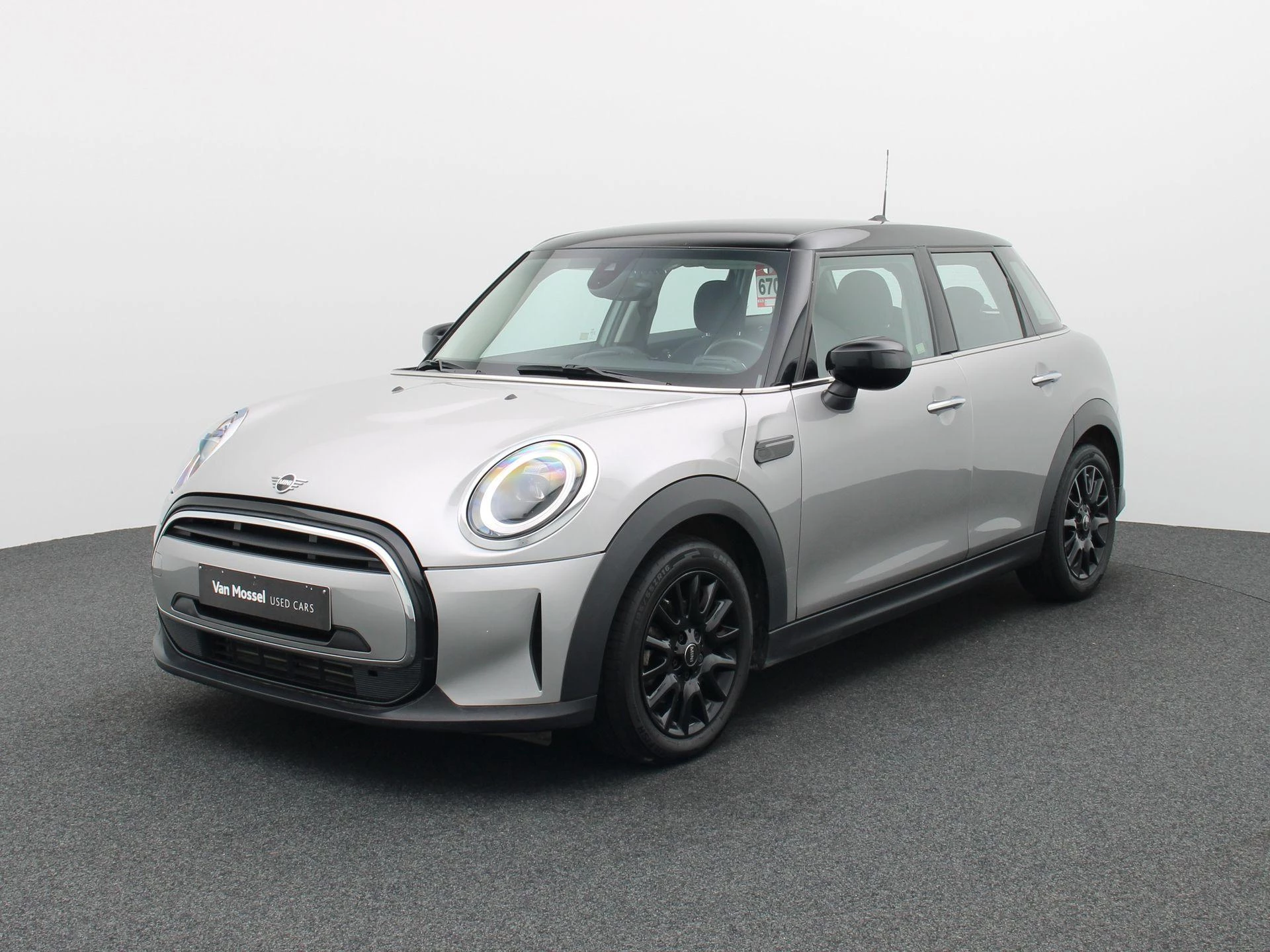 MINI-Cooper-image-0