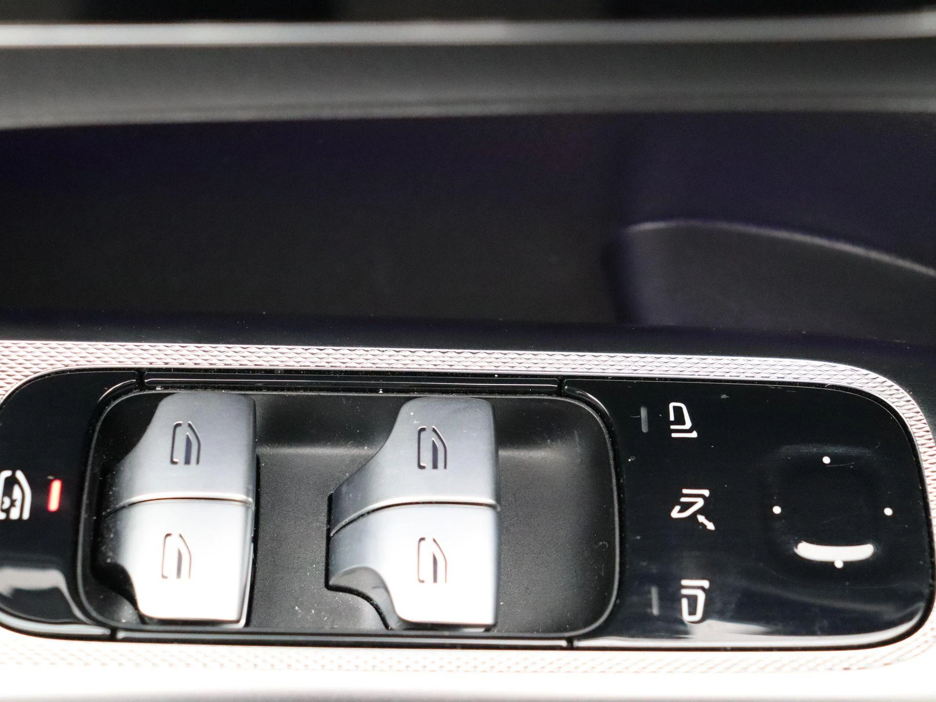 Mercedes-Benz-GLC-image-9