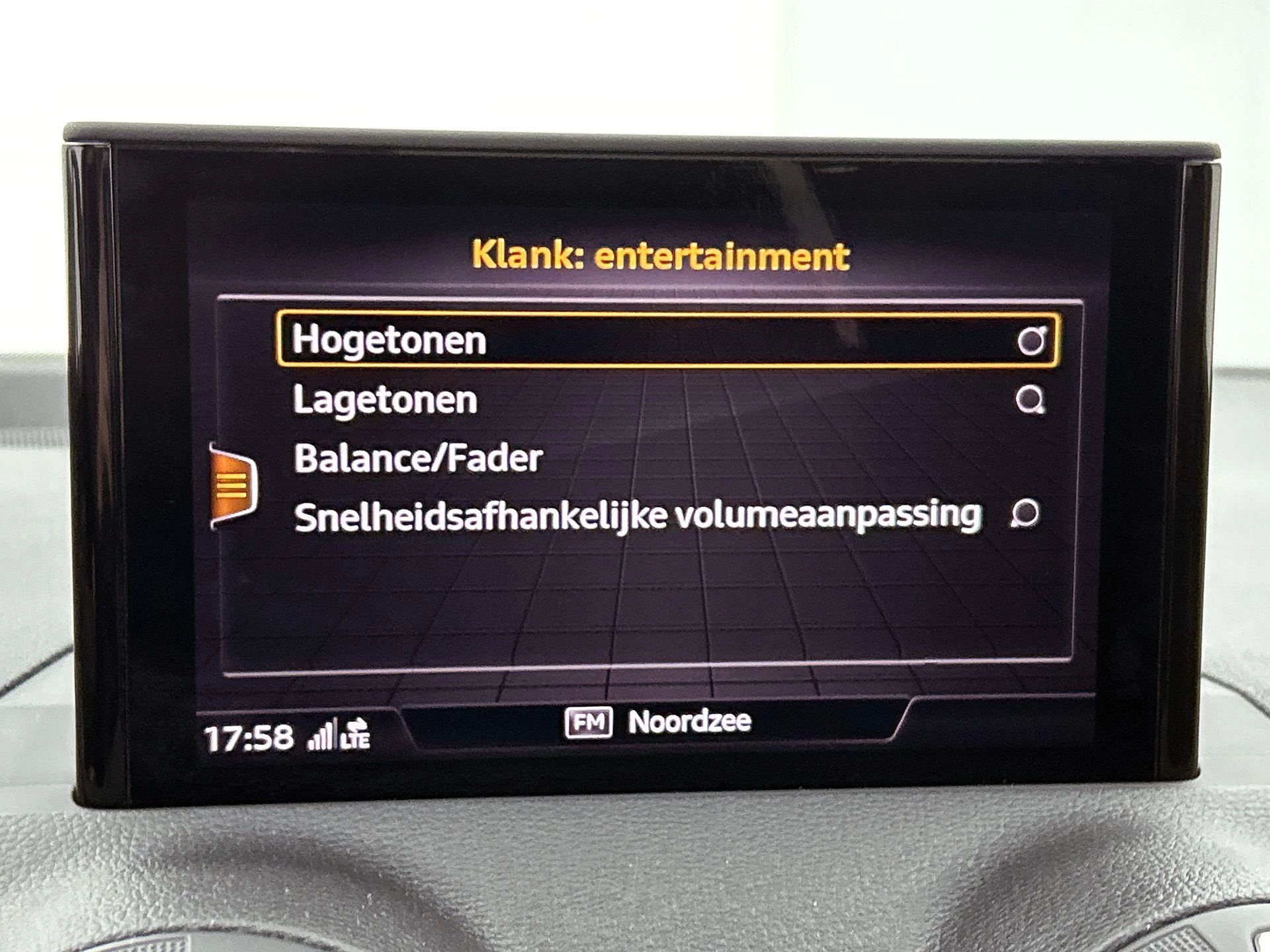 Audi Q2 35 TFSI S Edition