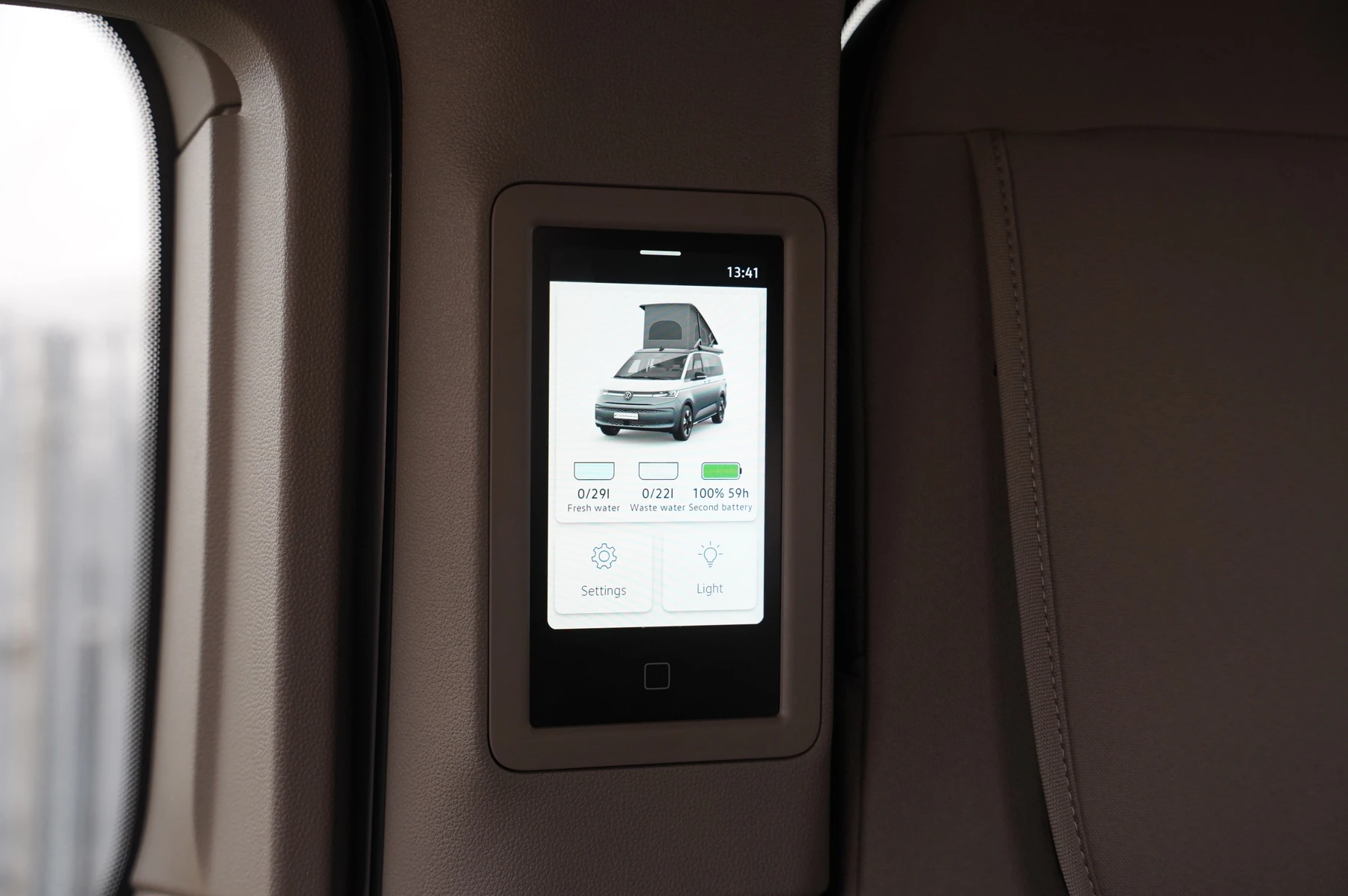 Volkswagen-California-image-39