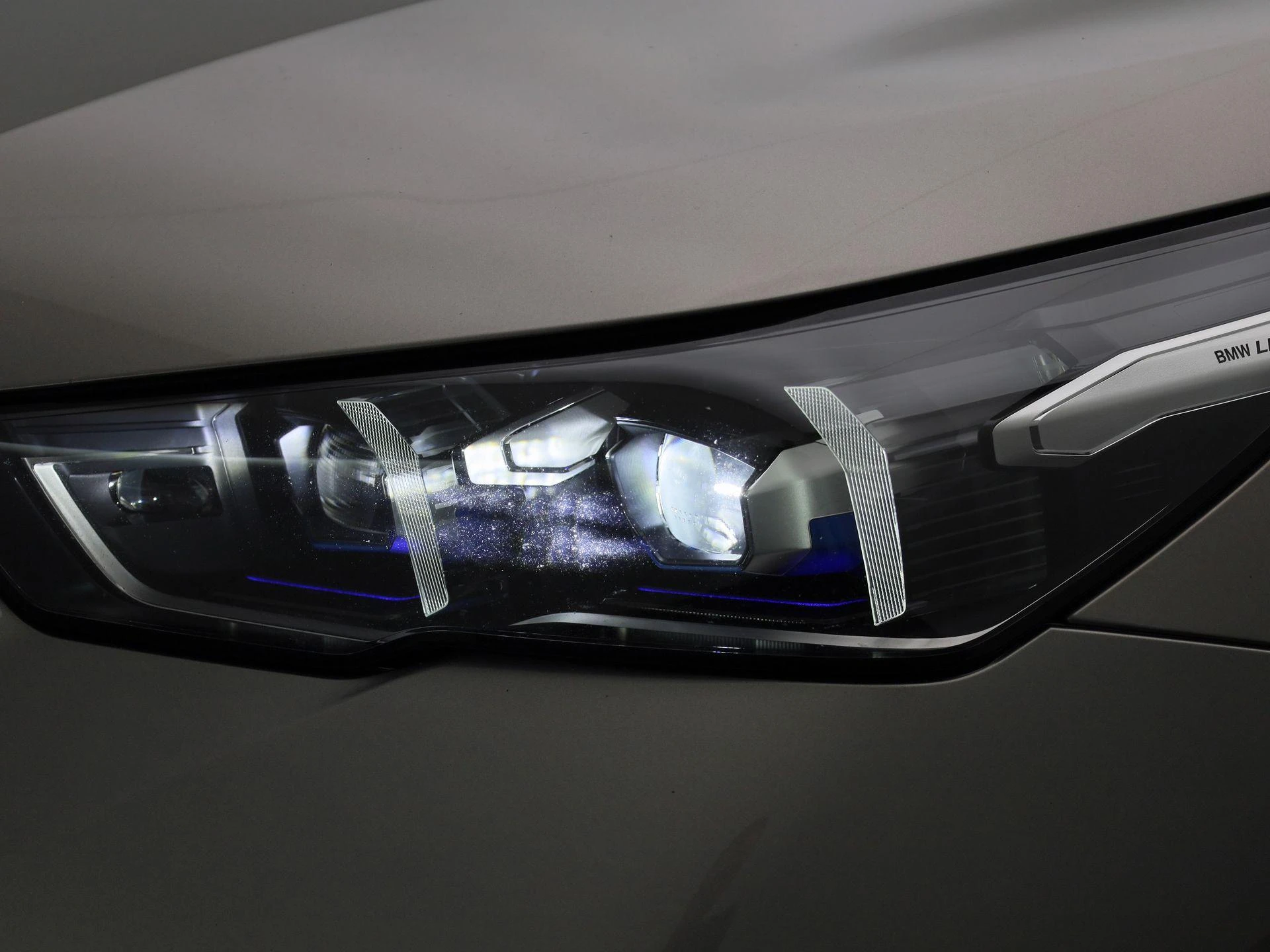 BMW-i5-image-13