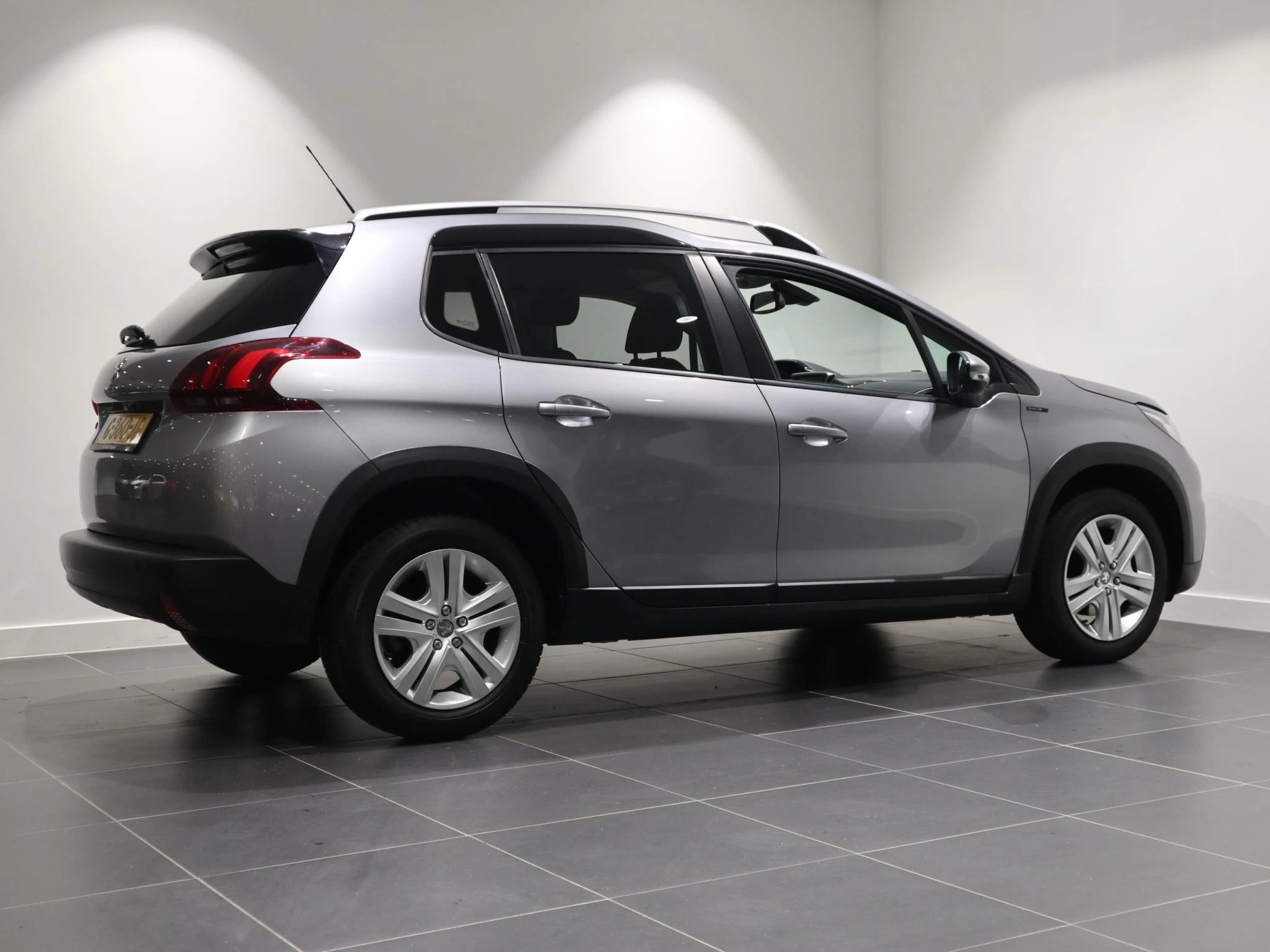 Peugeot-2008-image-5