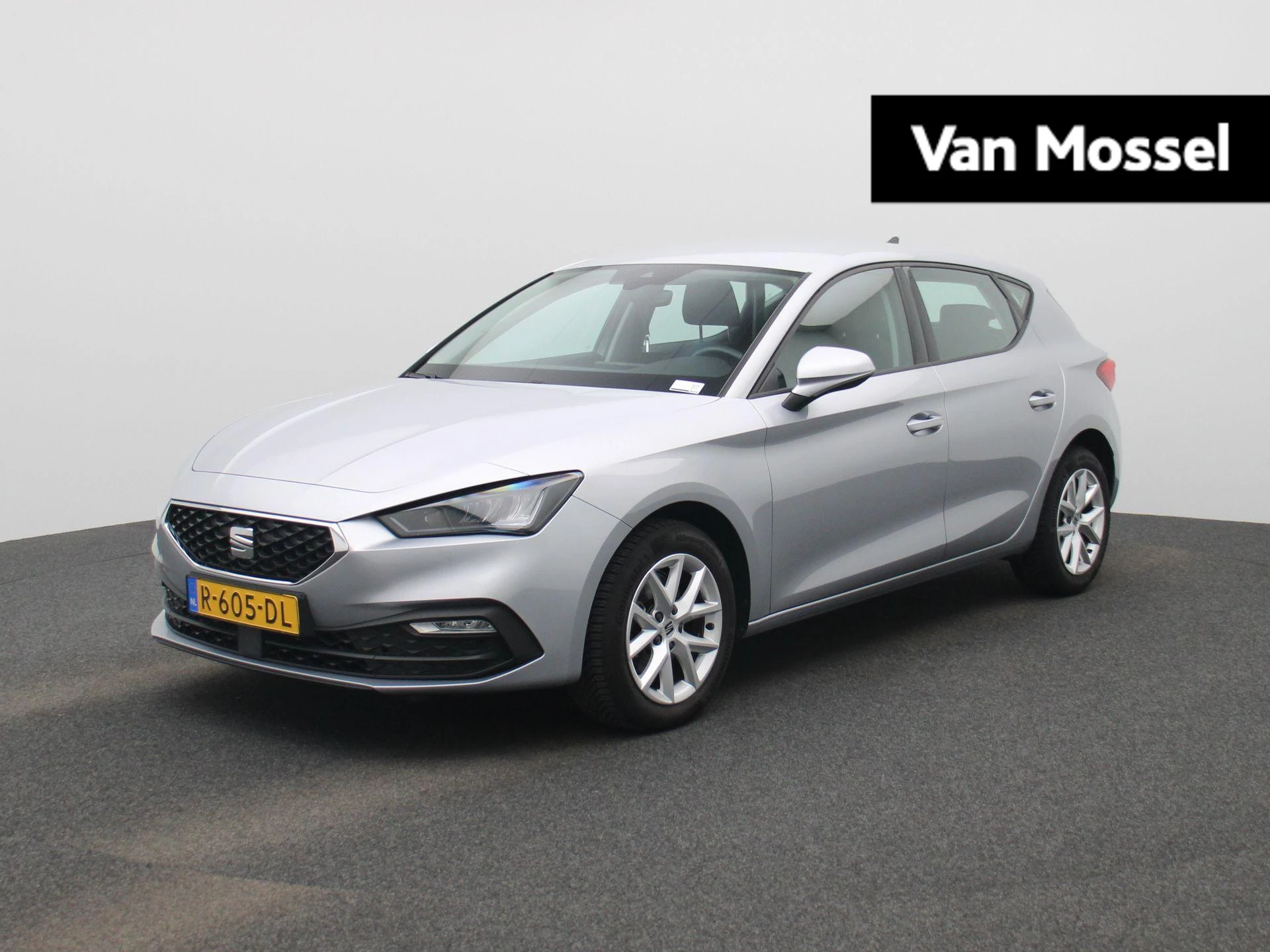 SEAT-Leon-image-0