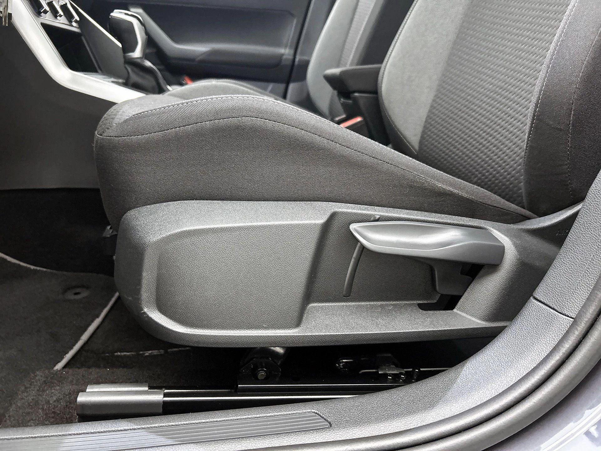 Volkswagen-Taigo-image-22