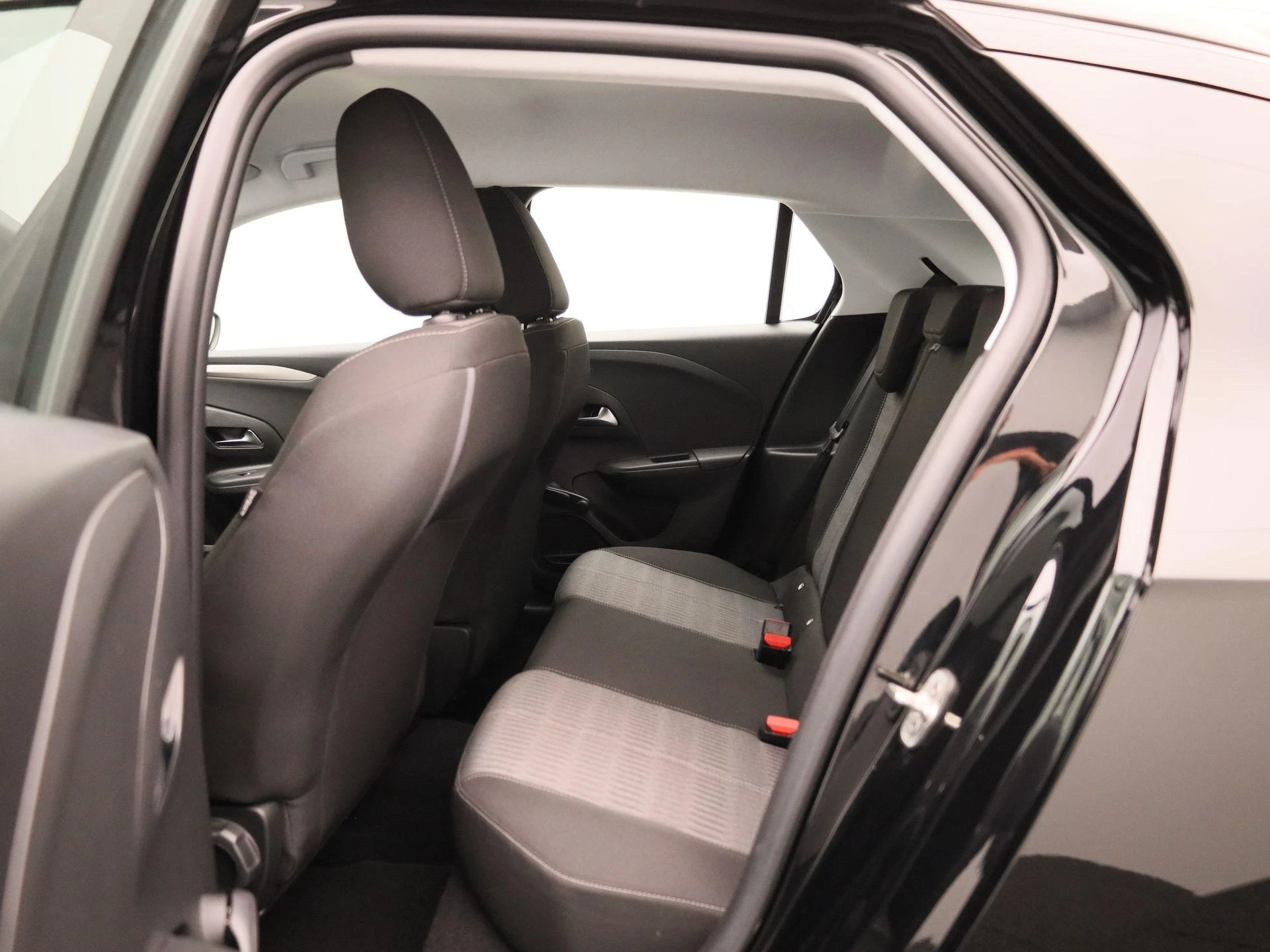 Opel-Corsa-image-9