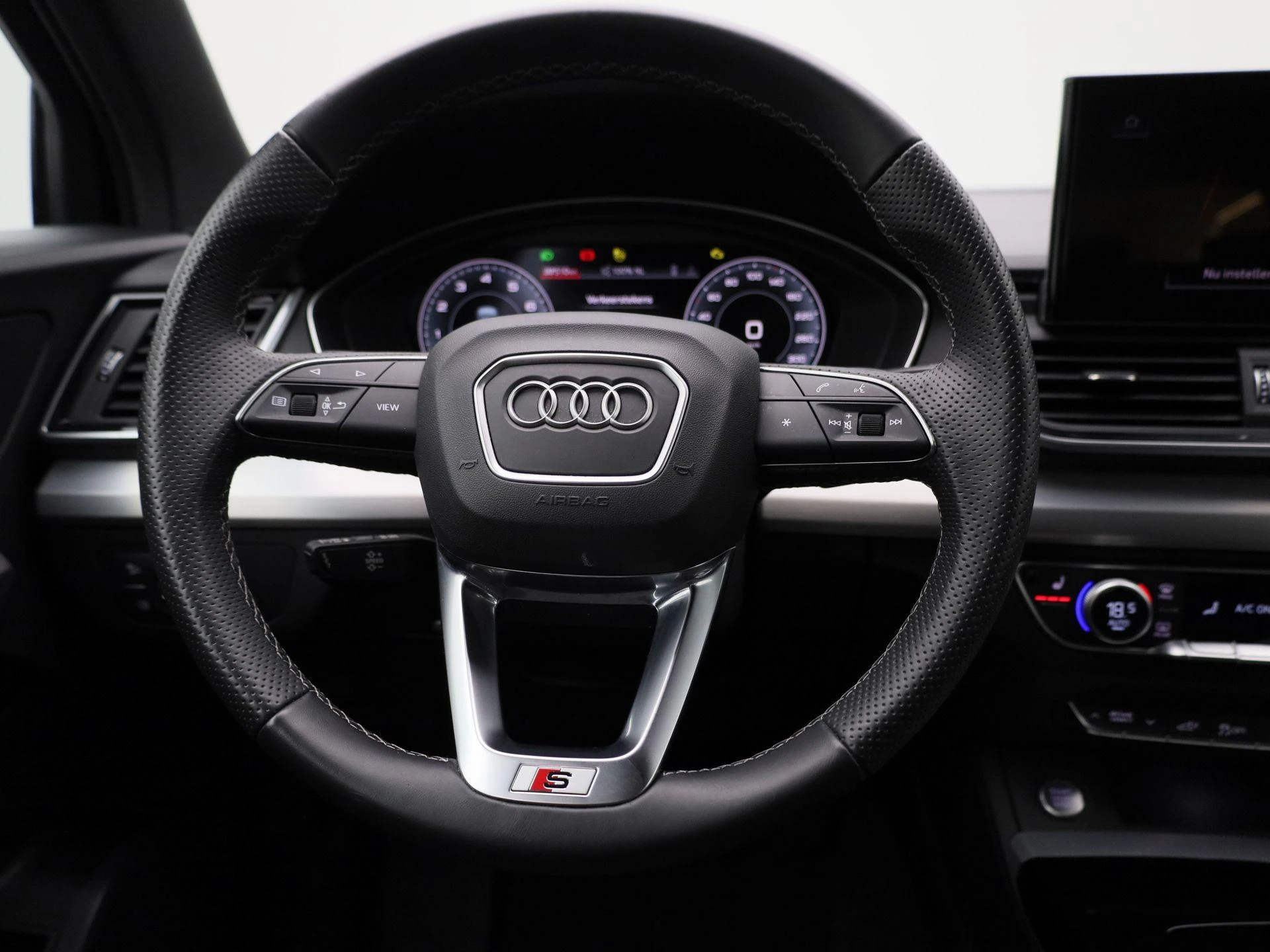 Audi-Q5-image-6