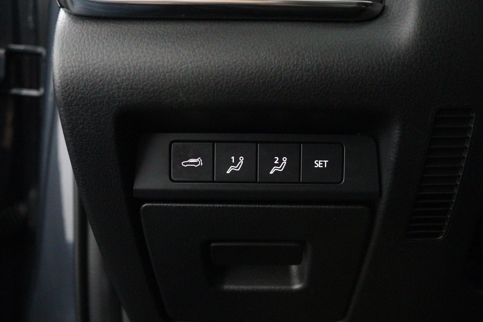 Mazda-CX-30-image-25