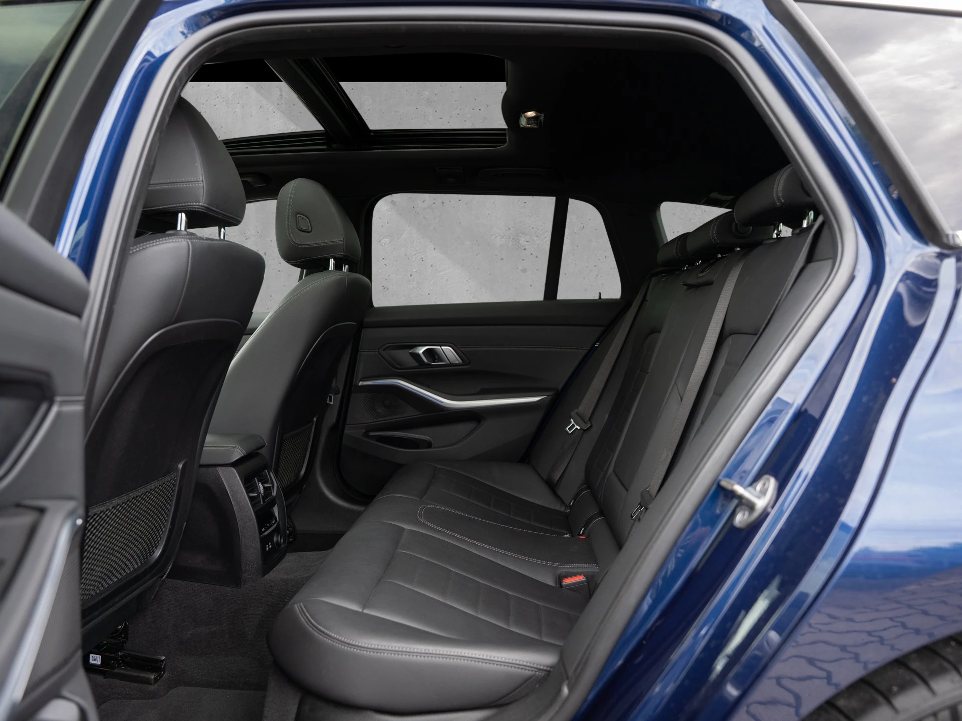 BMW 3er Reihe 320d touring Luxury Line.AHK
