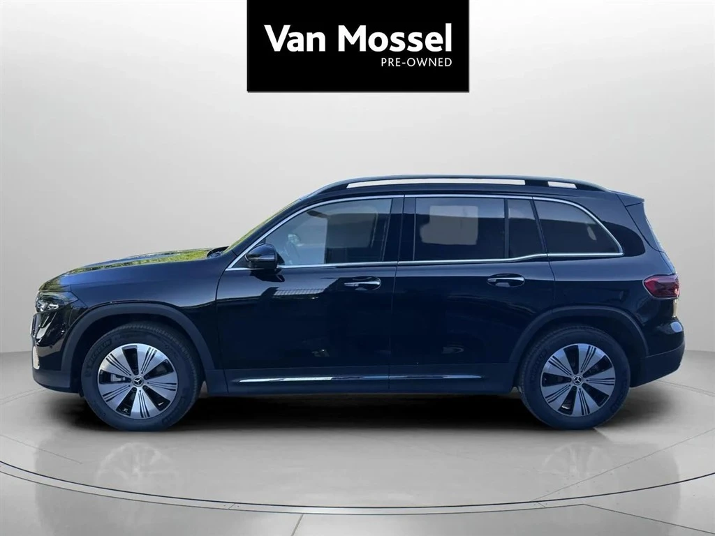 Mercedes-Benz-EQB-image-7