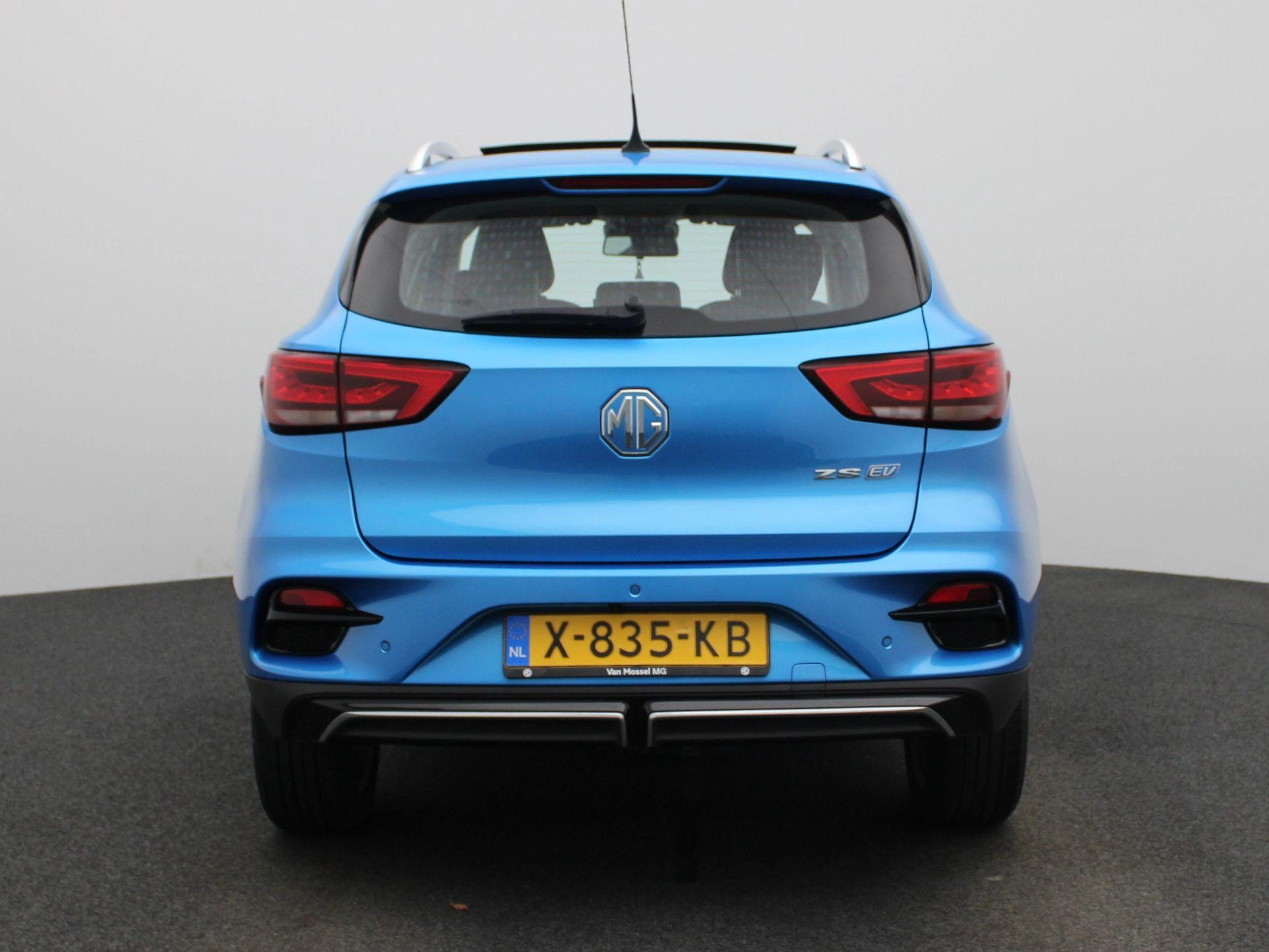 MG-ZS EV-image-4