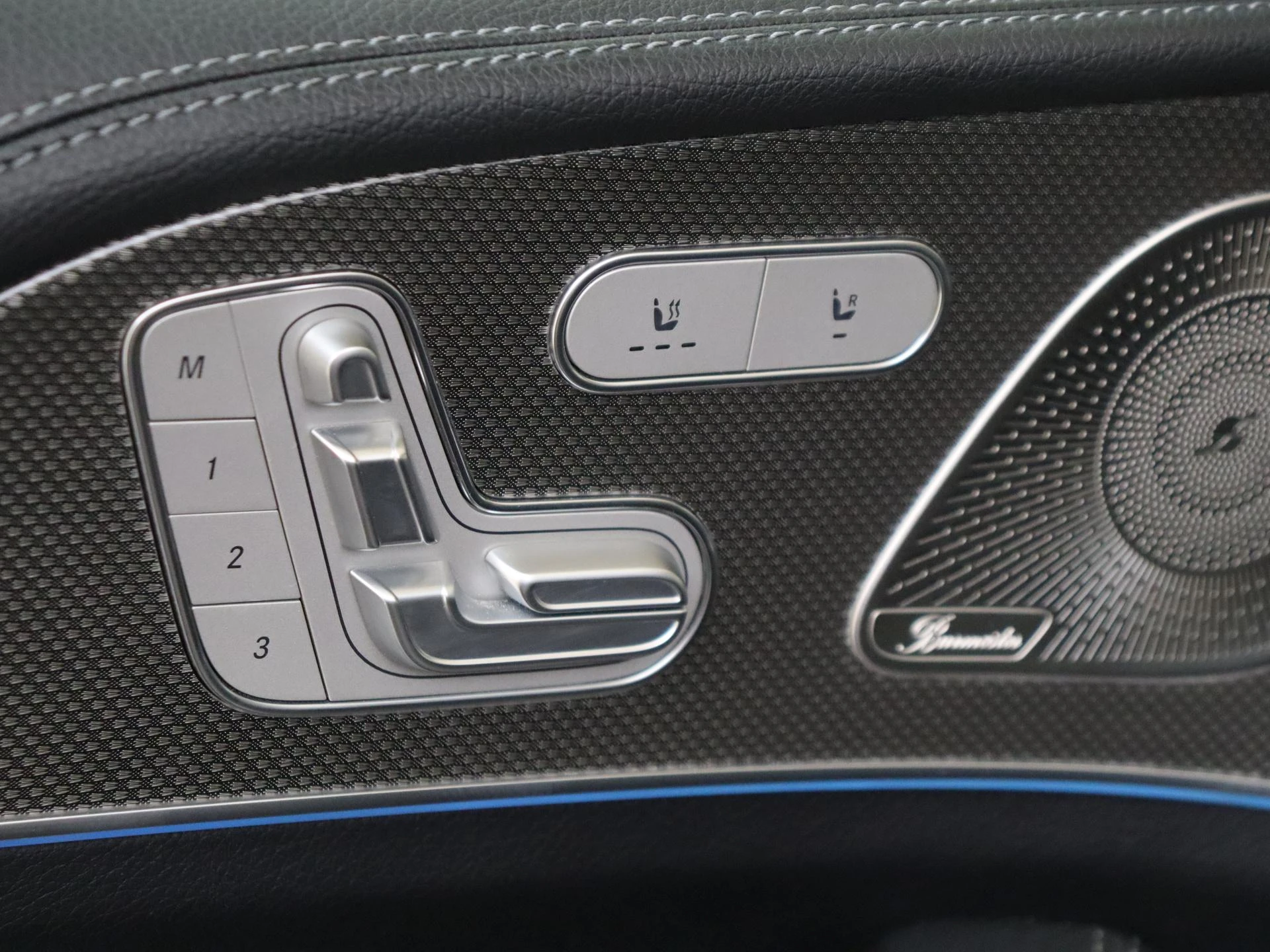 Mercedes-Benz-GLE-image-35