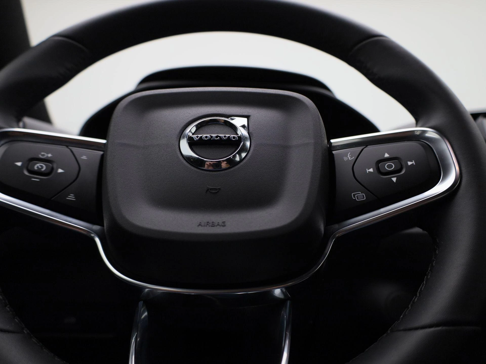 Volvo-XC40-image-26