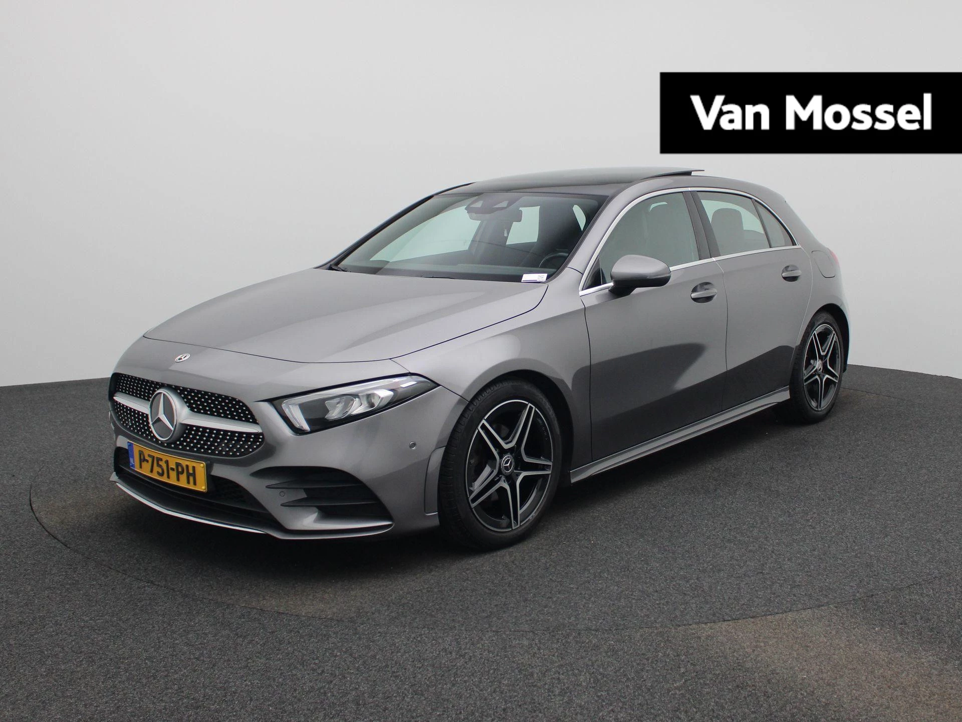 Mercedes-Benz-A-Klasse-image-0