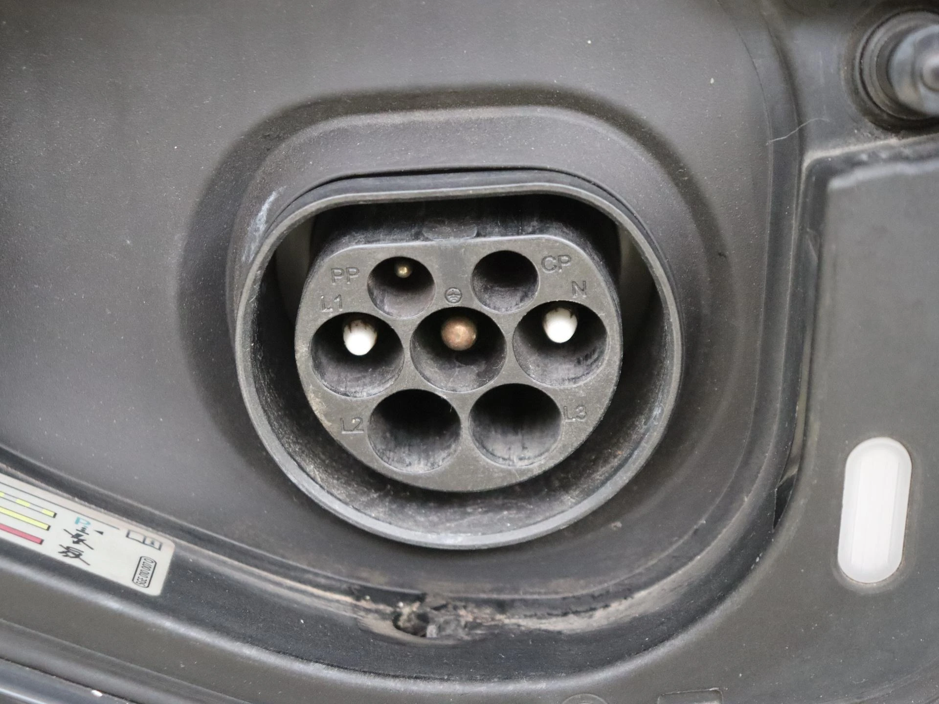 Volkswagen-Golf-image-26