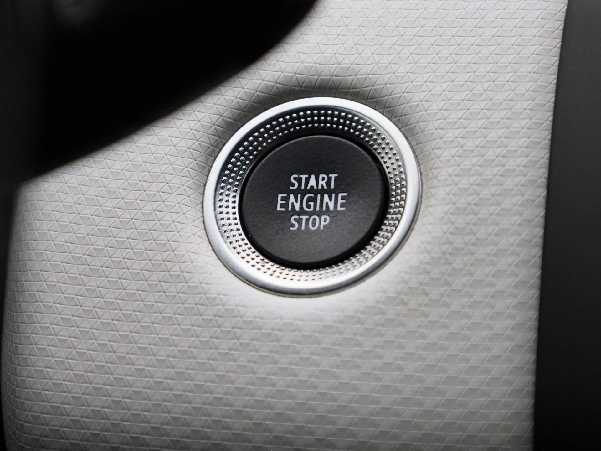 Renault-Clio-image-20