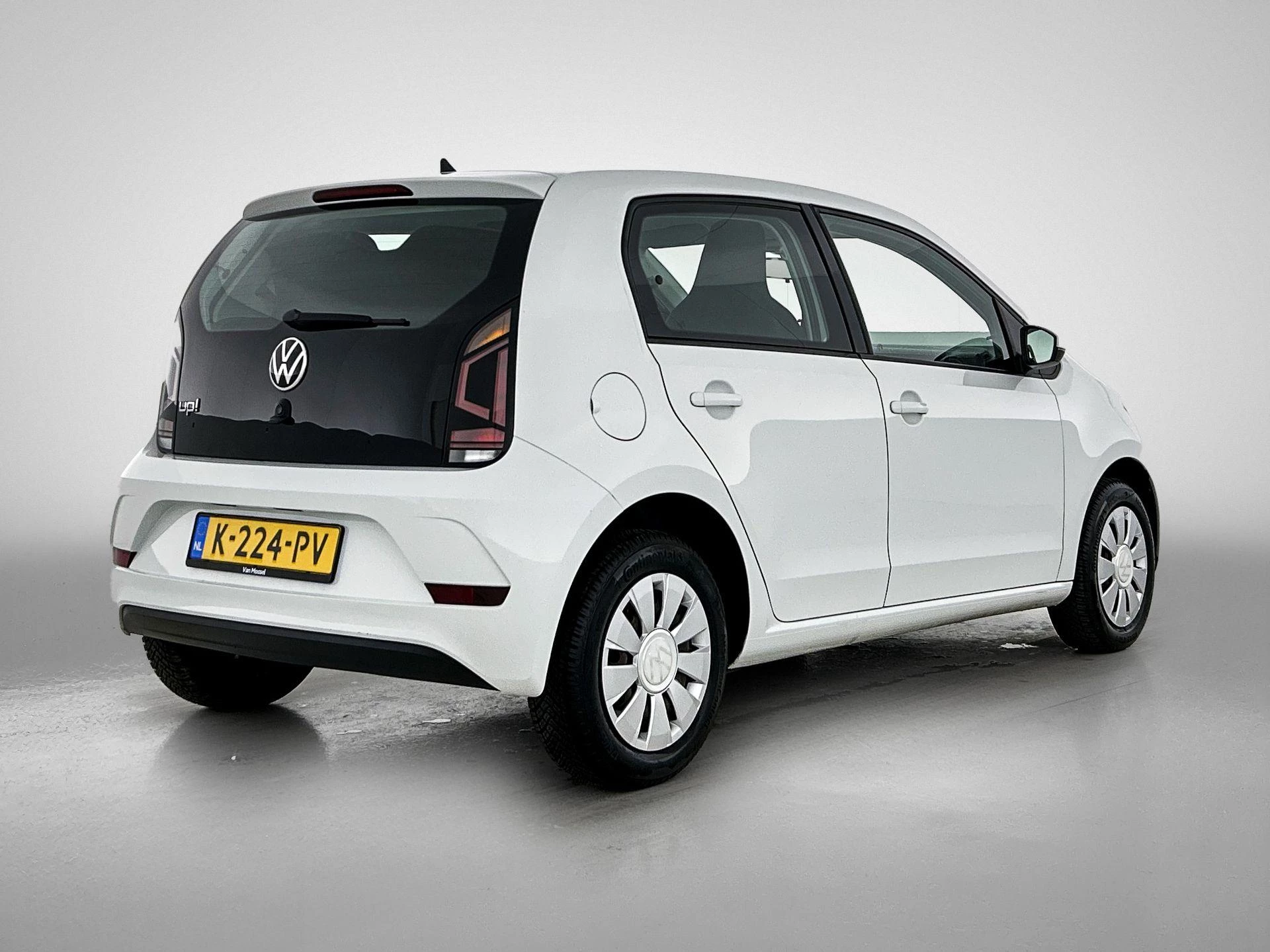 Volkswagen-up!-image-3