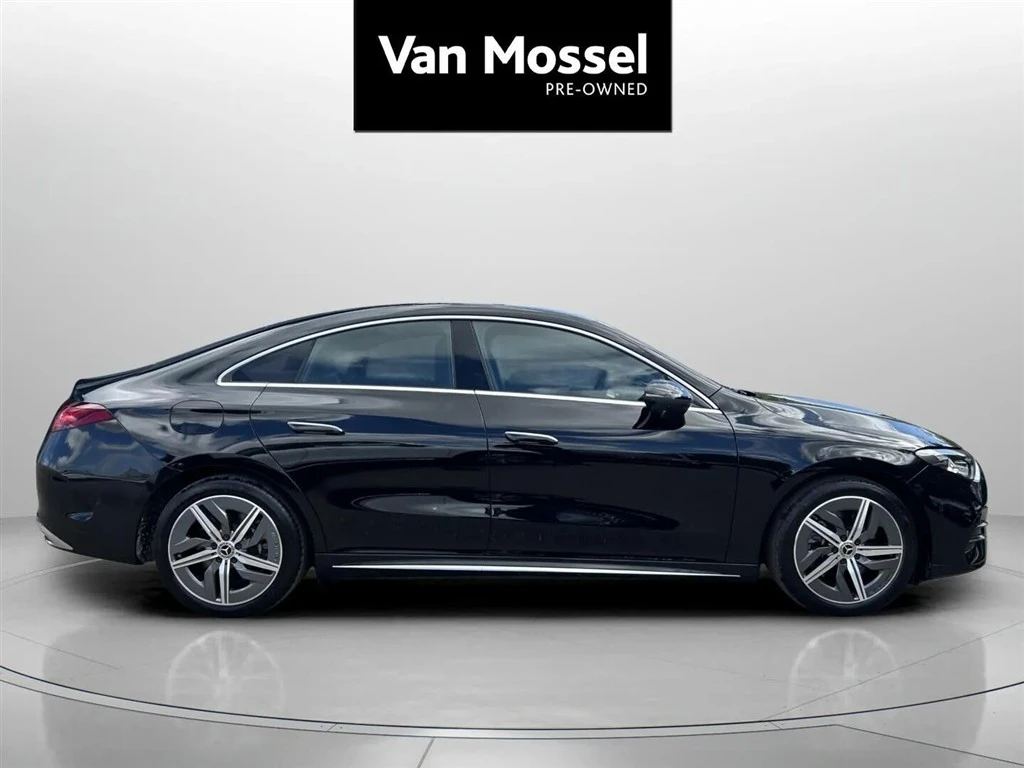 Mercedes-Benz-CLA-image-3