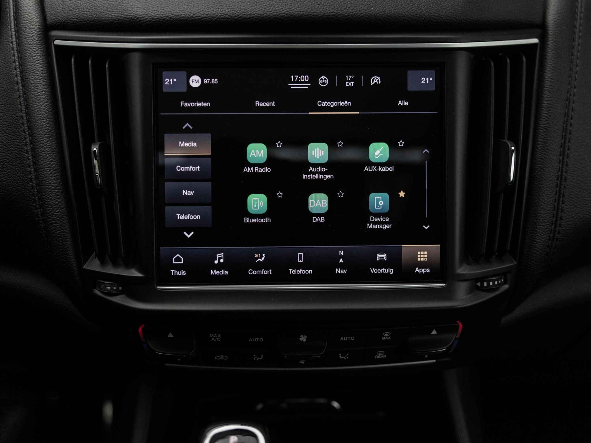 Maserati-Levante-image-43