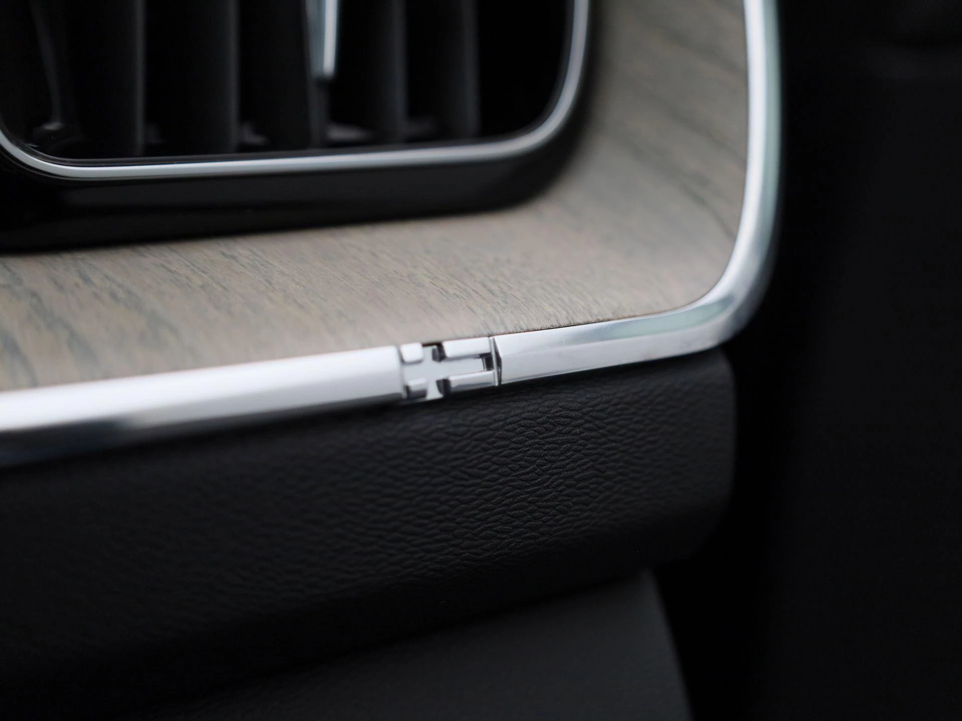 Volvo XC60 2.0 Recharge T6 AWD Inscription