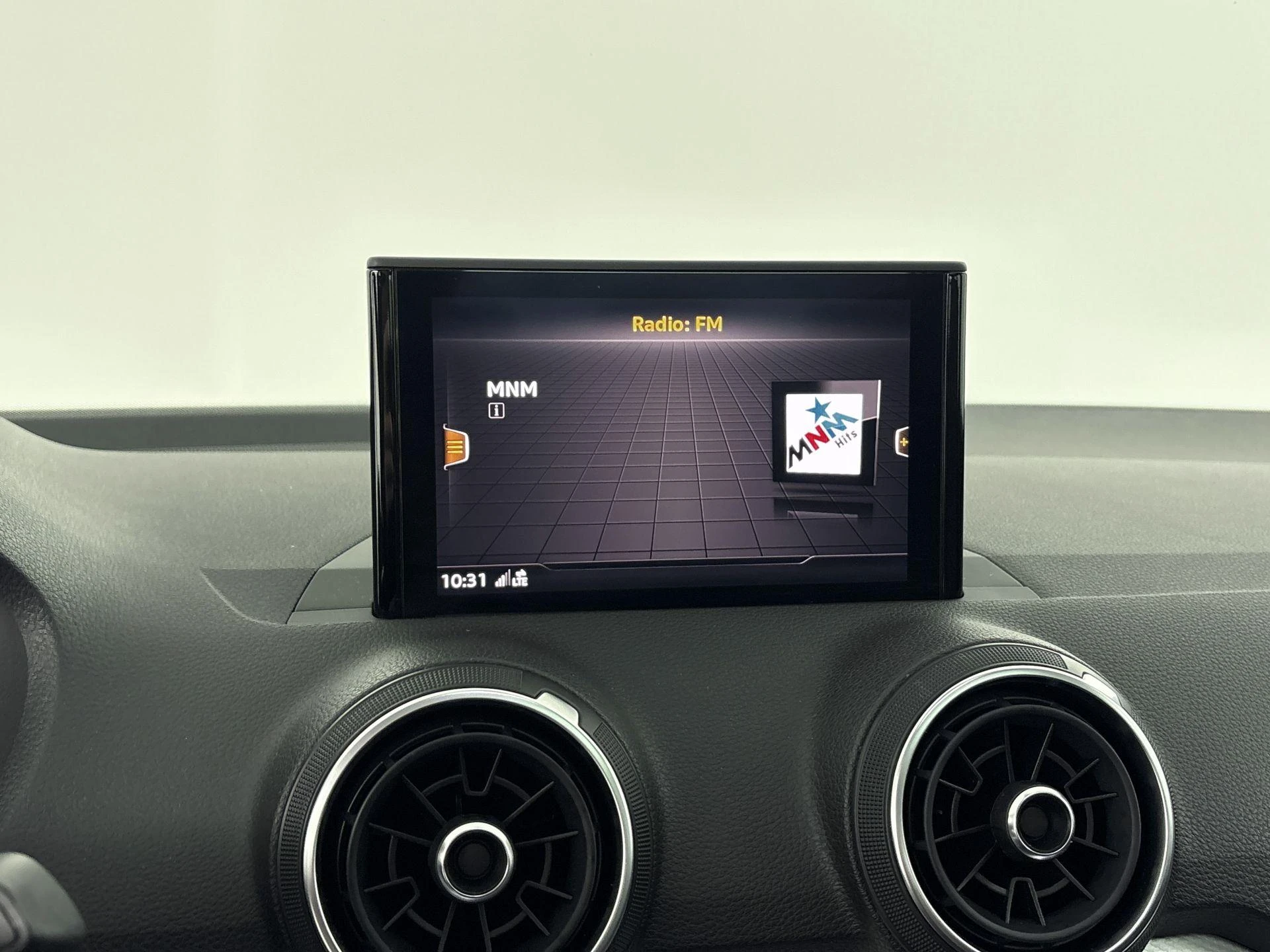 Audi-Q2-image-9