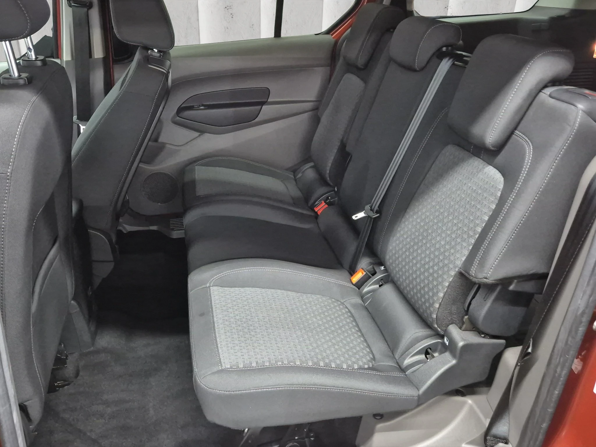Ford Transit Connect Kombi PKW Trend 230 L2