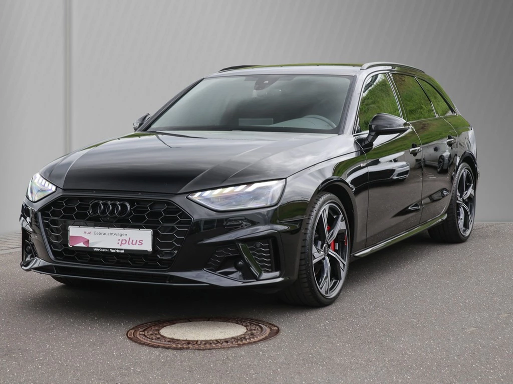 Audi A4 Avant 40 TFSI S line competition + Matrix