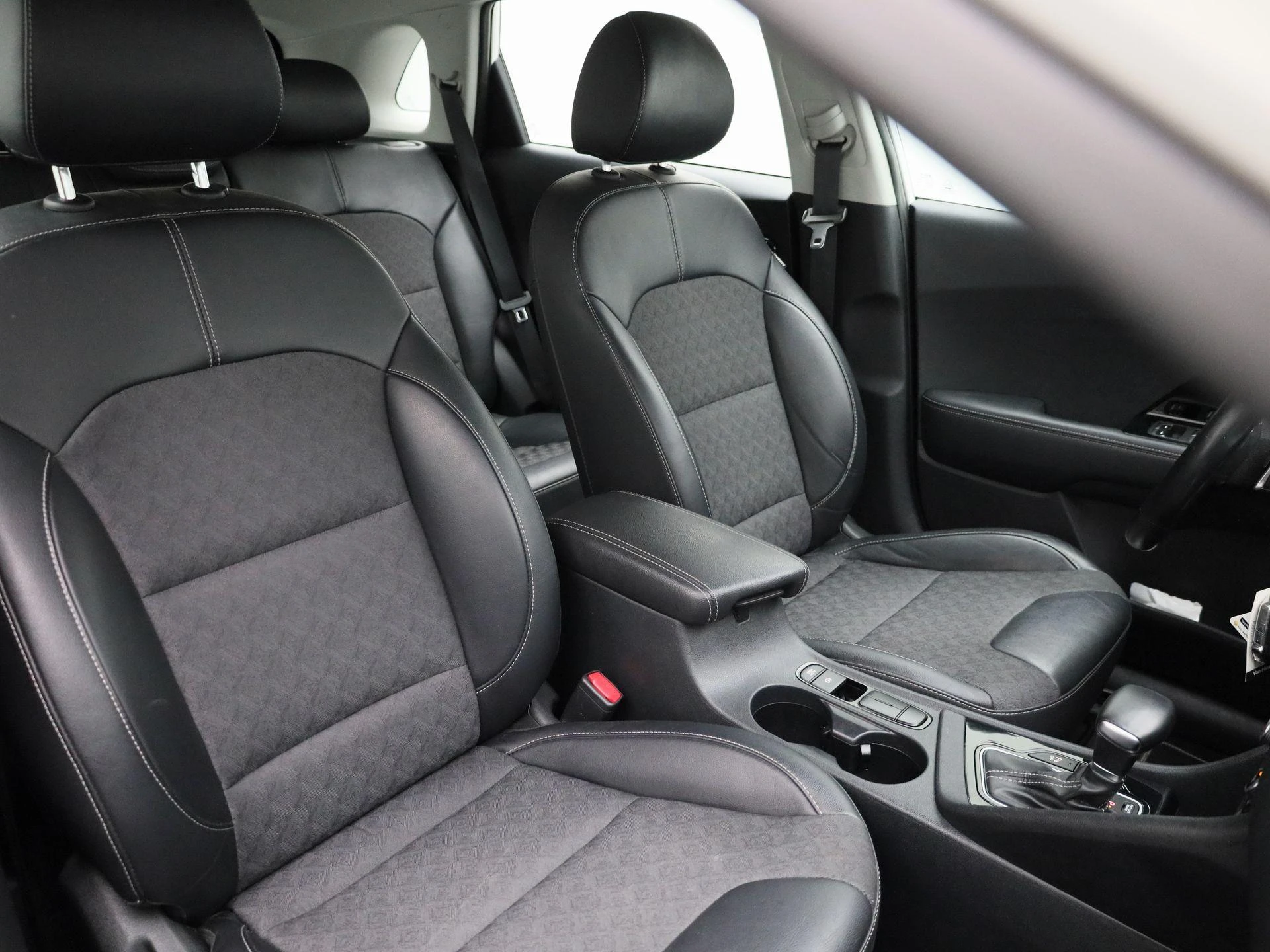 Kia-Niro-image-31