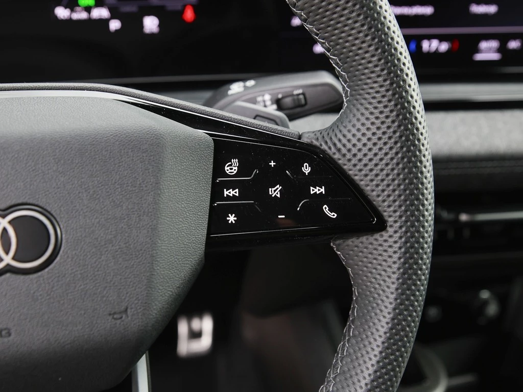 Audi Q6 e-tron Sportback performance S line AHK ACC