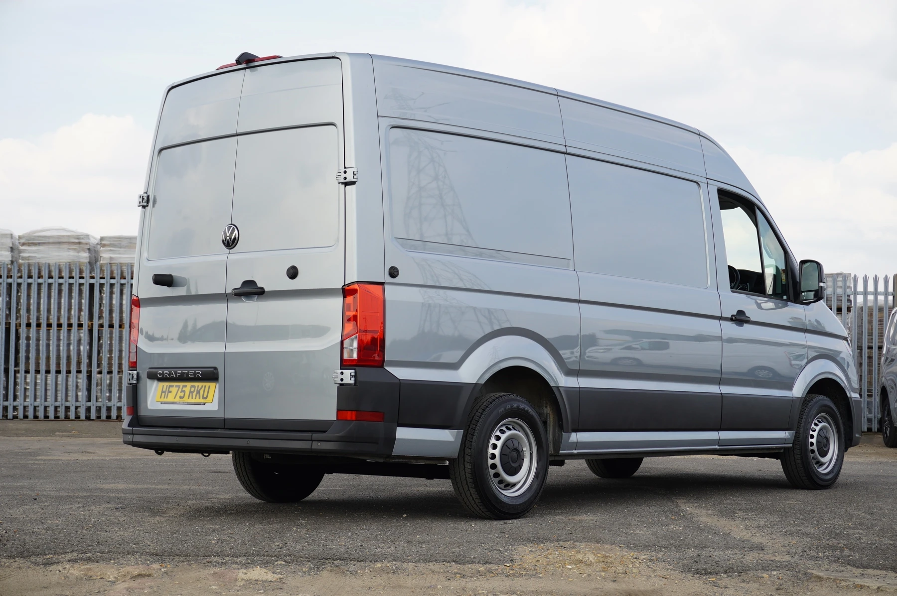 Volkswagen-Crafter-image-24