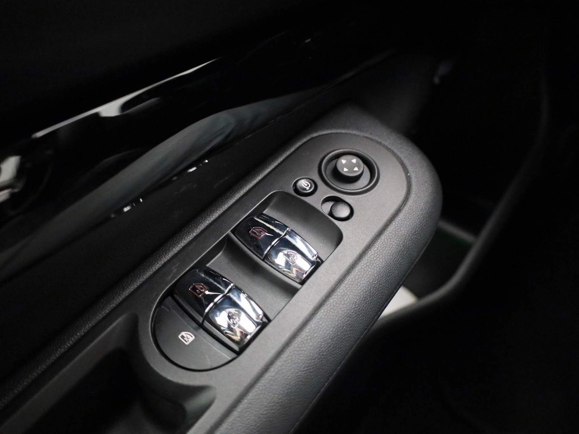 MINI-Clubman-image-23
