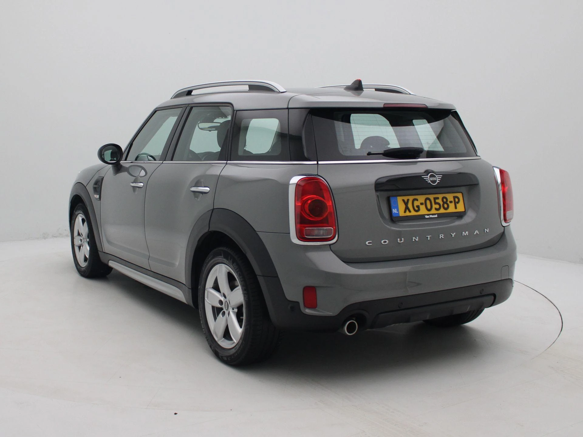 MINI-Countryman-image-2