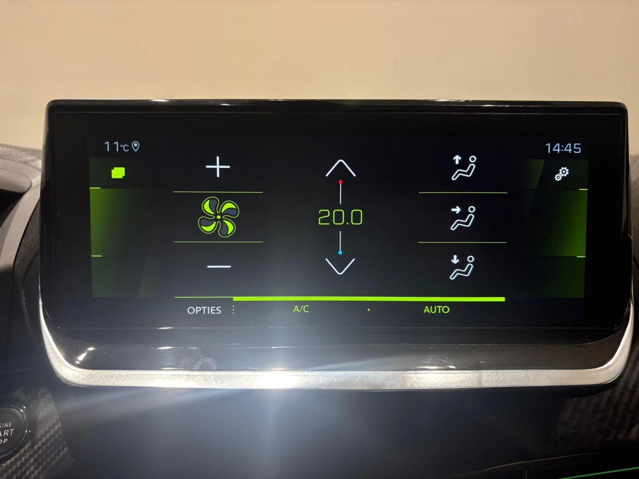 Peugeot-208-image-21