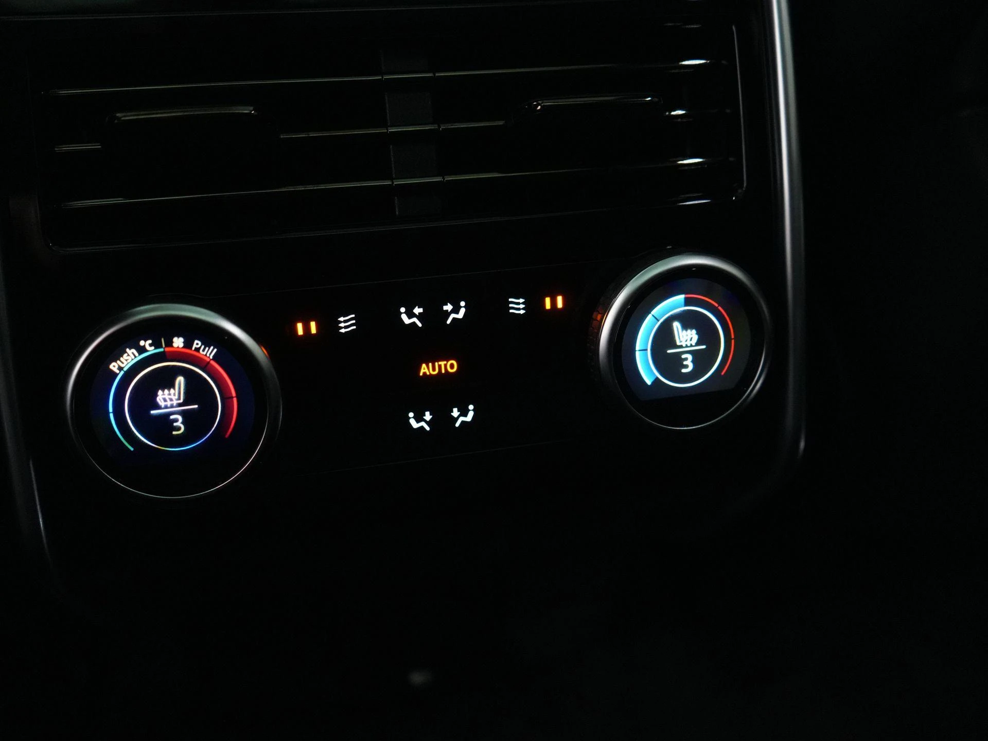 Land Rover-Range Rover-image-49