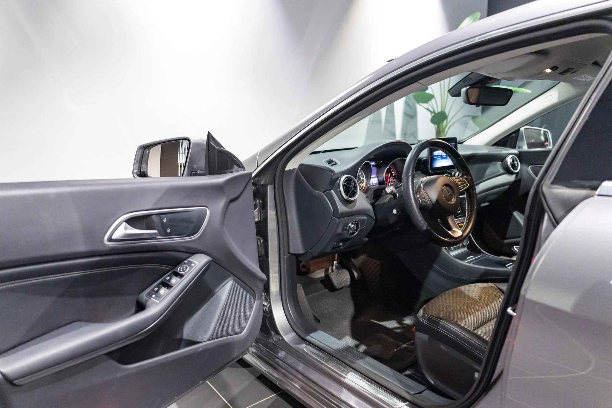 Mercedes-Benz CLA Shooting Brake CLA 180