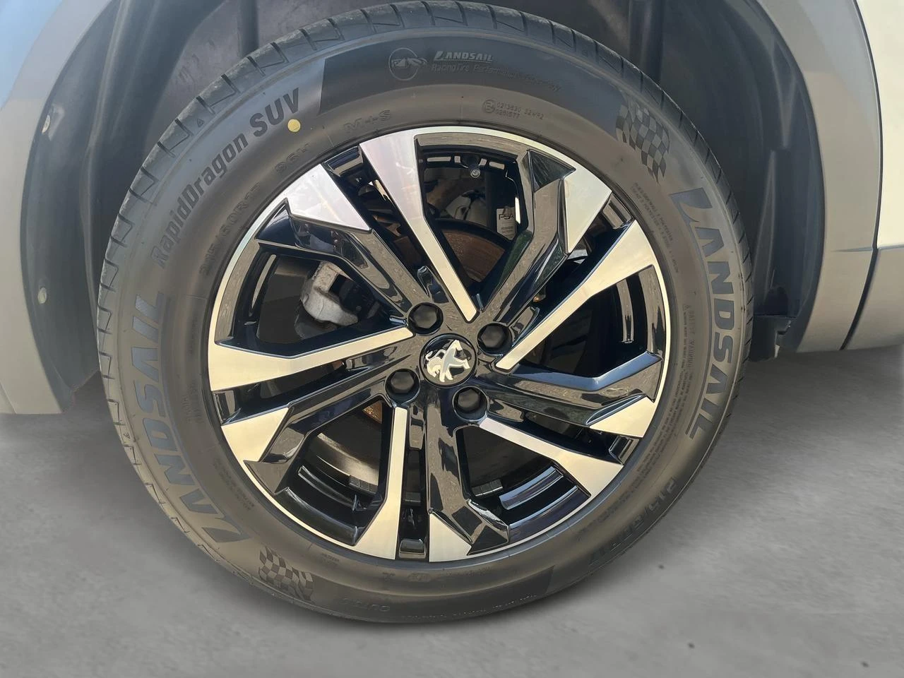 Peugeot-2008-image-5