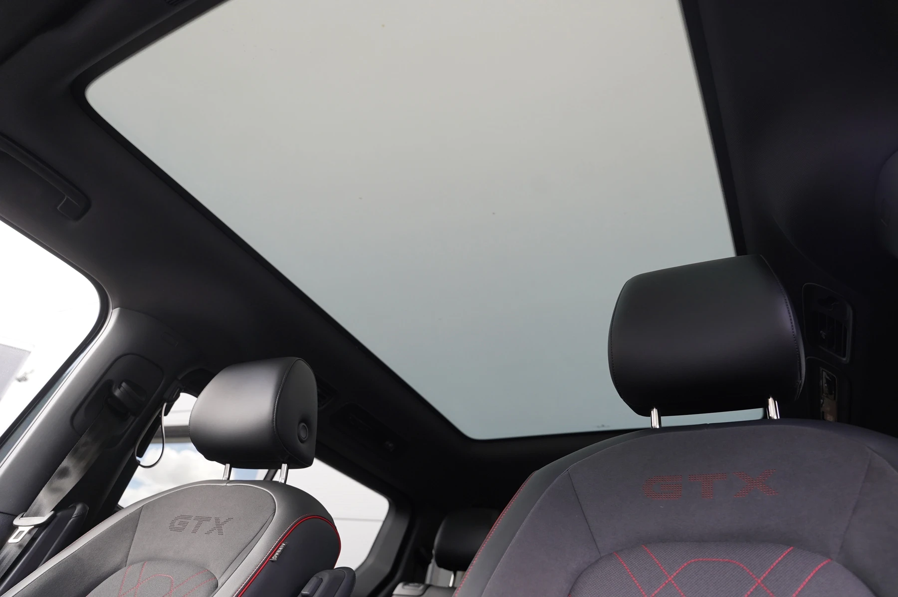 Volkswagen-ID. Buzz-image-33
