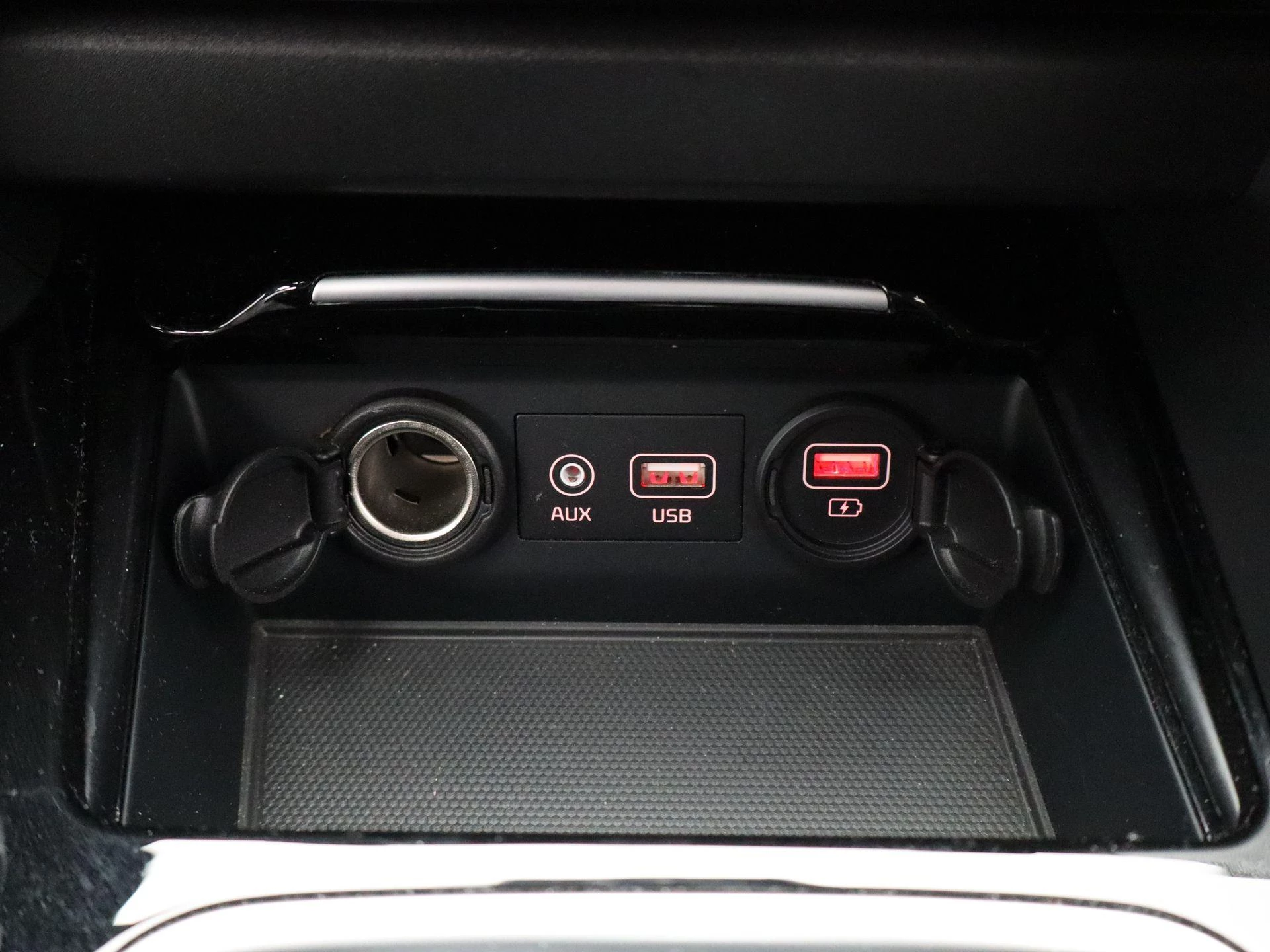 Kia-Ceed Sportswagon-image-25