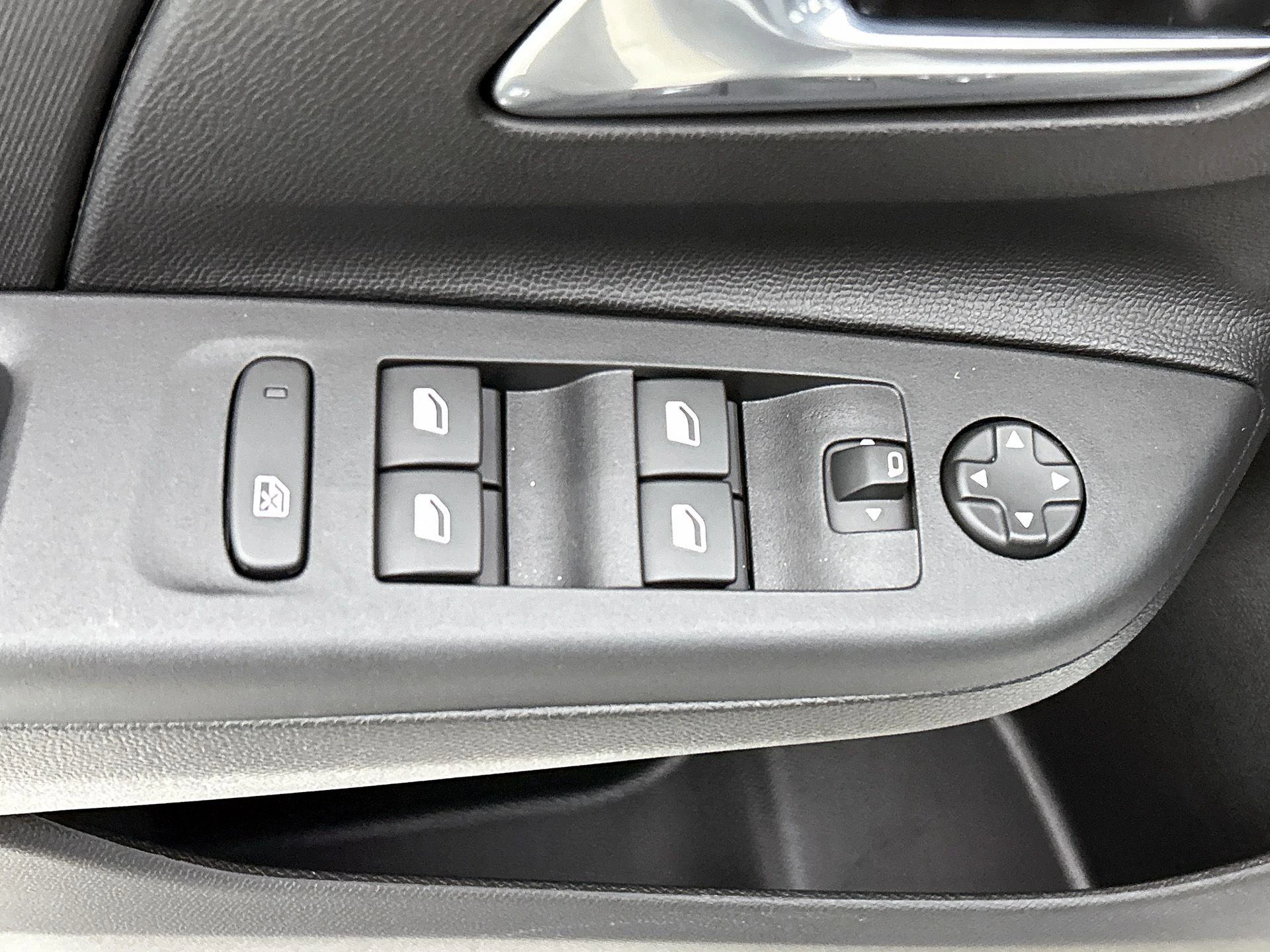 Opel-Corsa-e-image-31