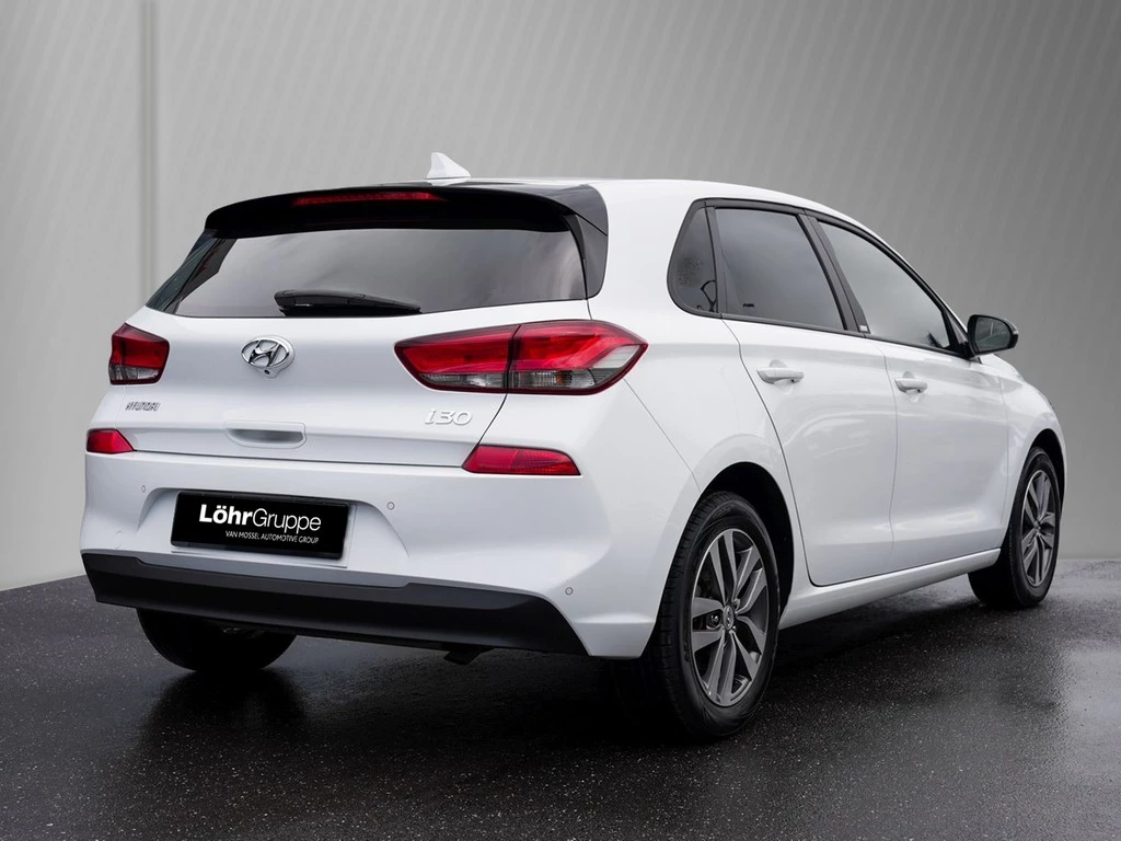 Hyundai i30 1.4 YES! Navi PDC Kamera Tempomat
