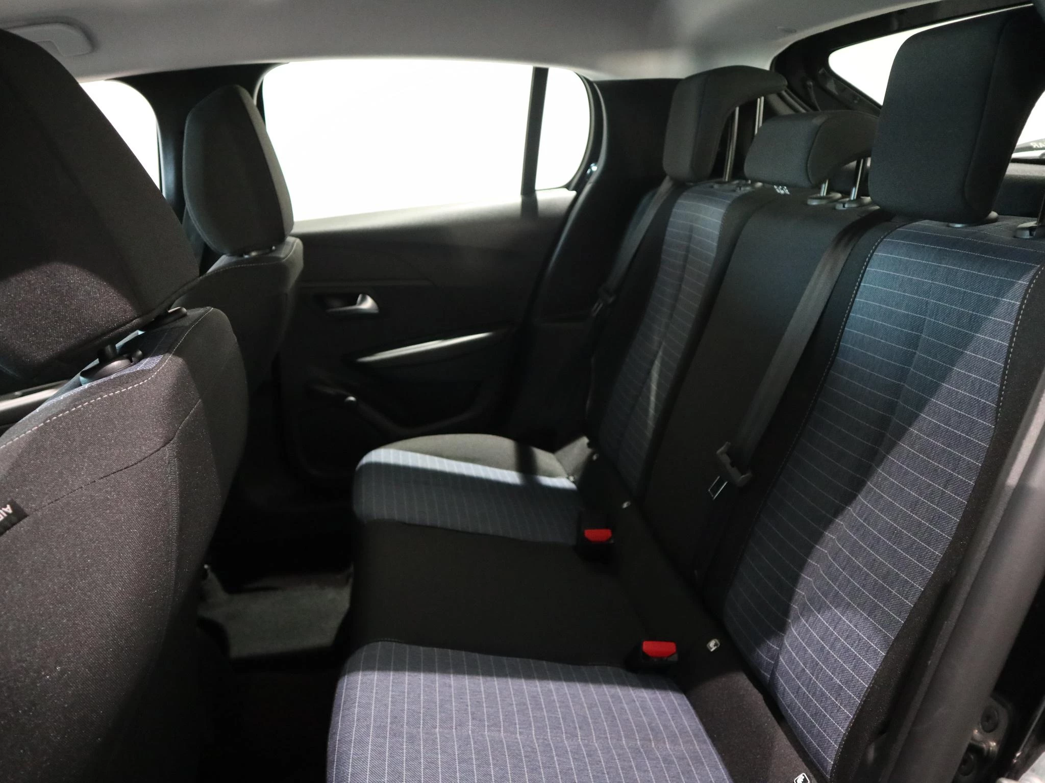 Peugeot-208-image-9