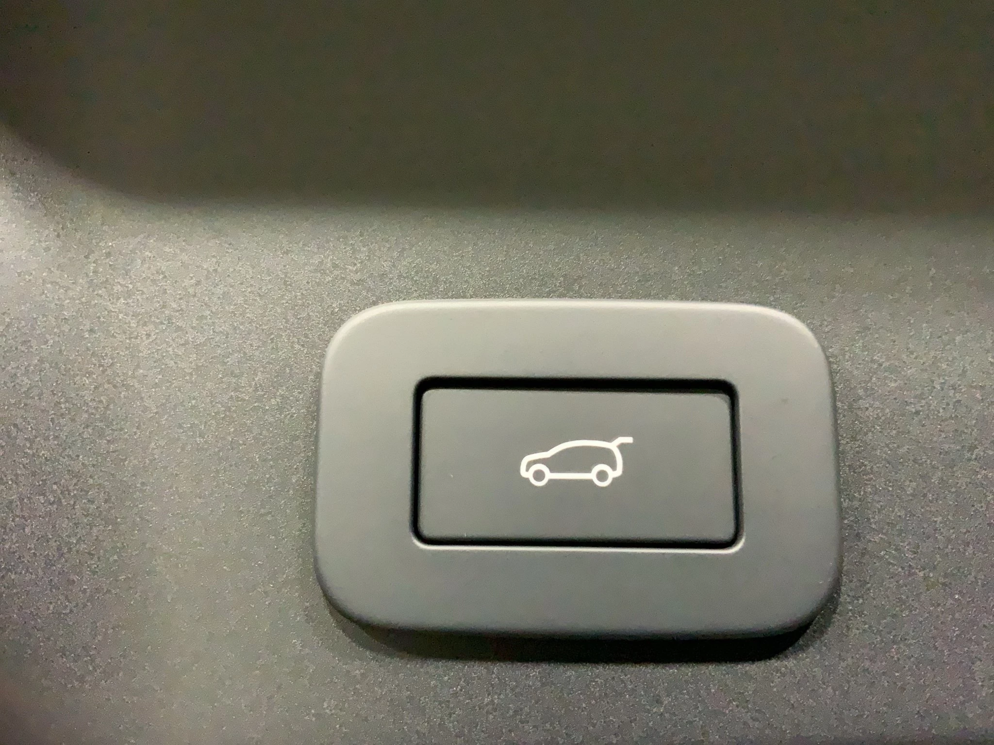 Land Rover-Range Rover Evoque-image-17