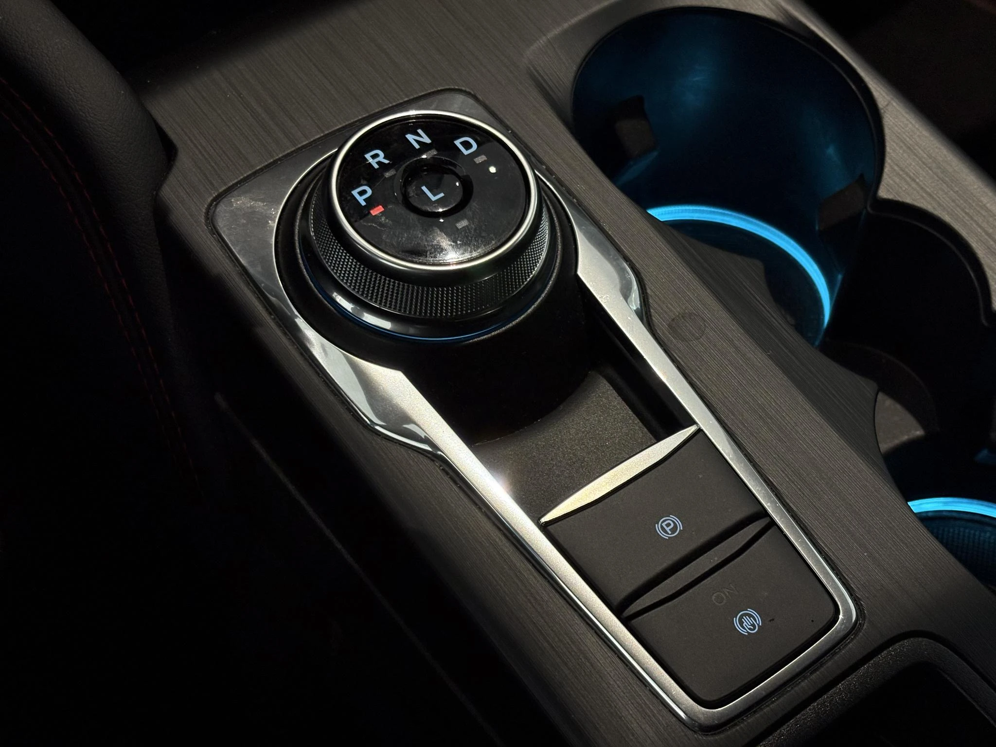 Ford-Kuga-image-24