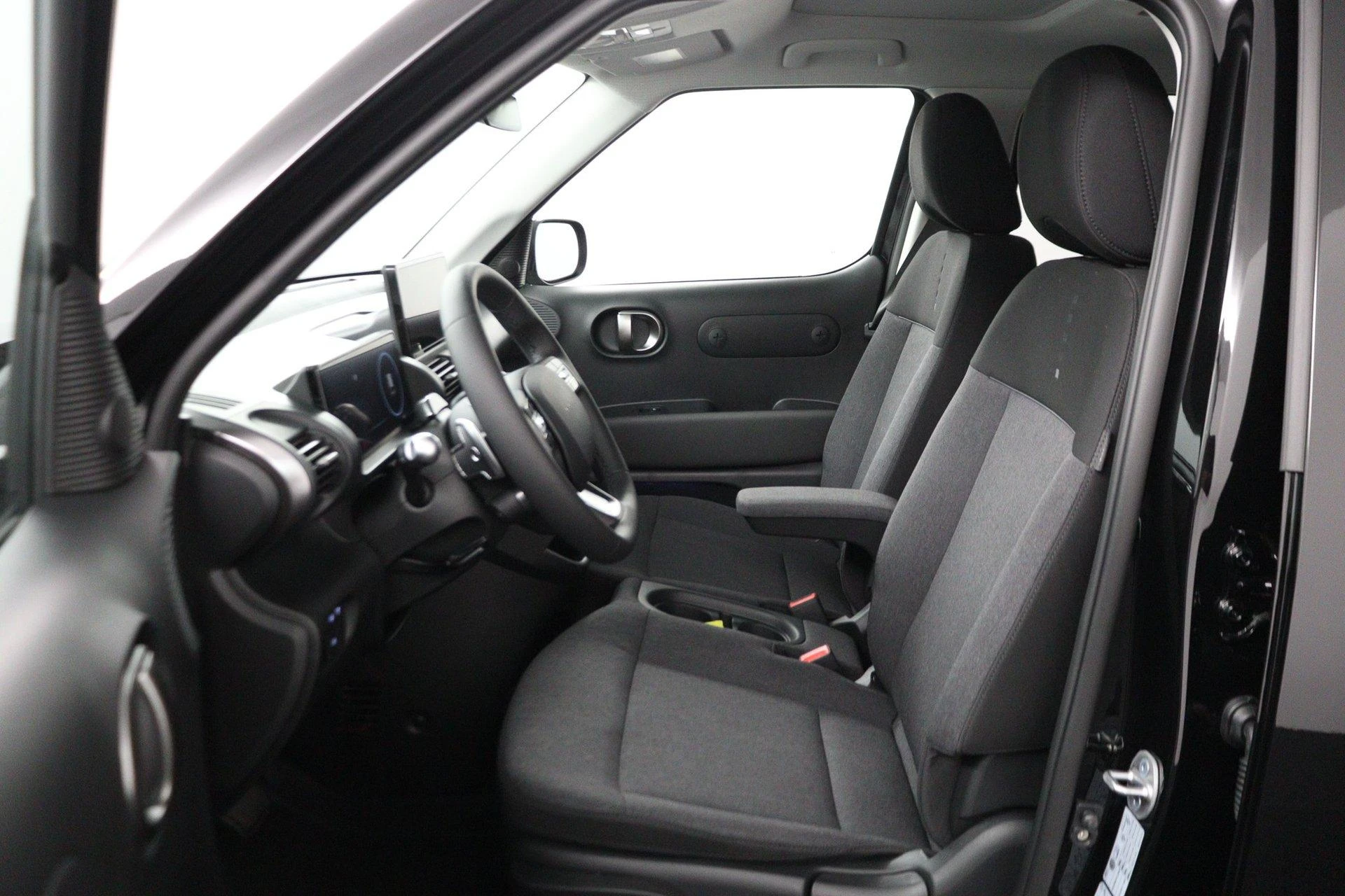 Hyundai-Inster-image-18