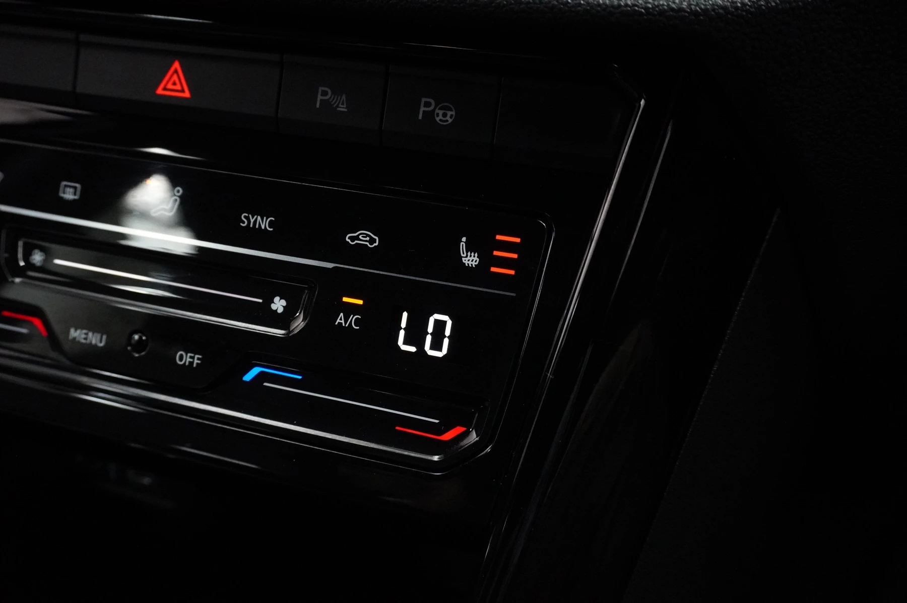 Volkswagen-T-Roc-image-31