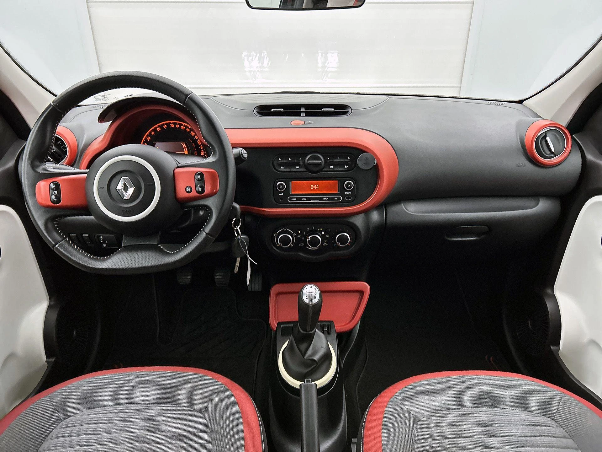 Renault-Twingo-image-19